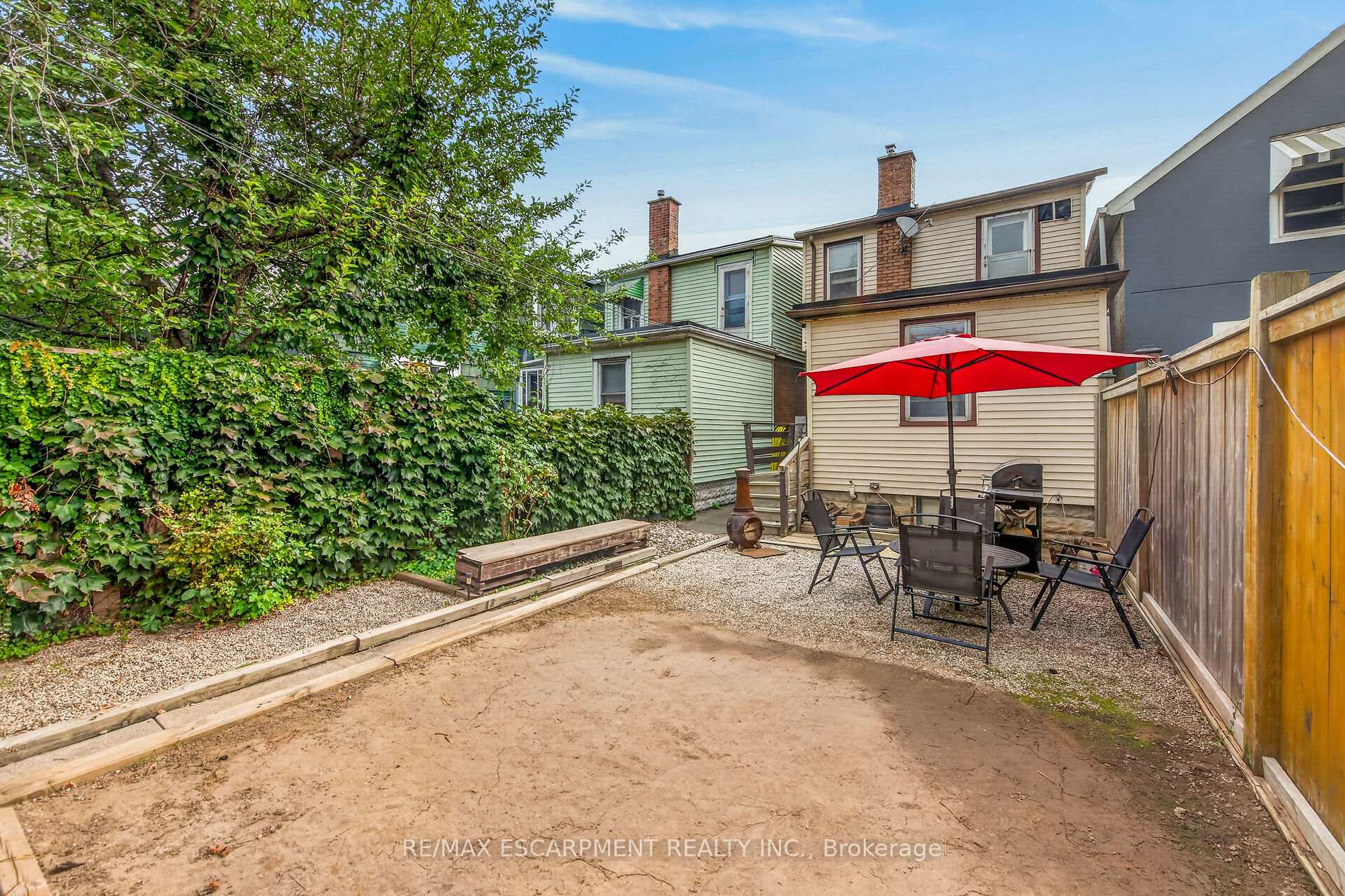 Photo 38 of 103 Belmont Avenue, Hamilton, Crown Point — HOMEH