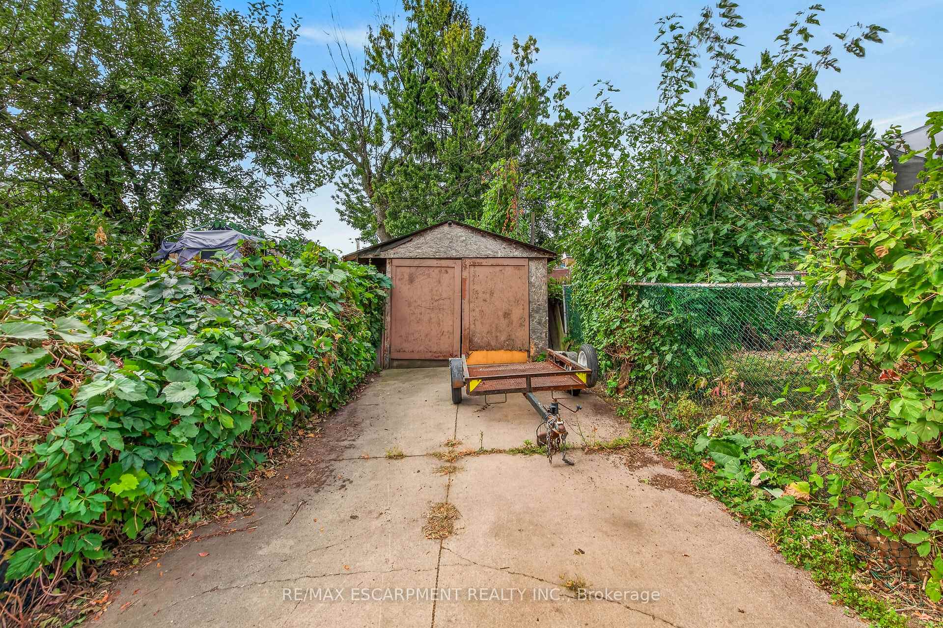 Photo 44 of 103 Belmont Avenue, Hamilton, Crown Point — HOMEH