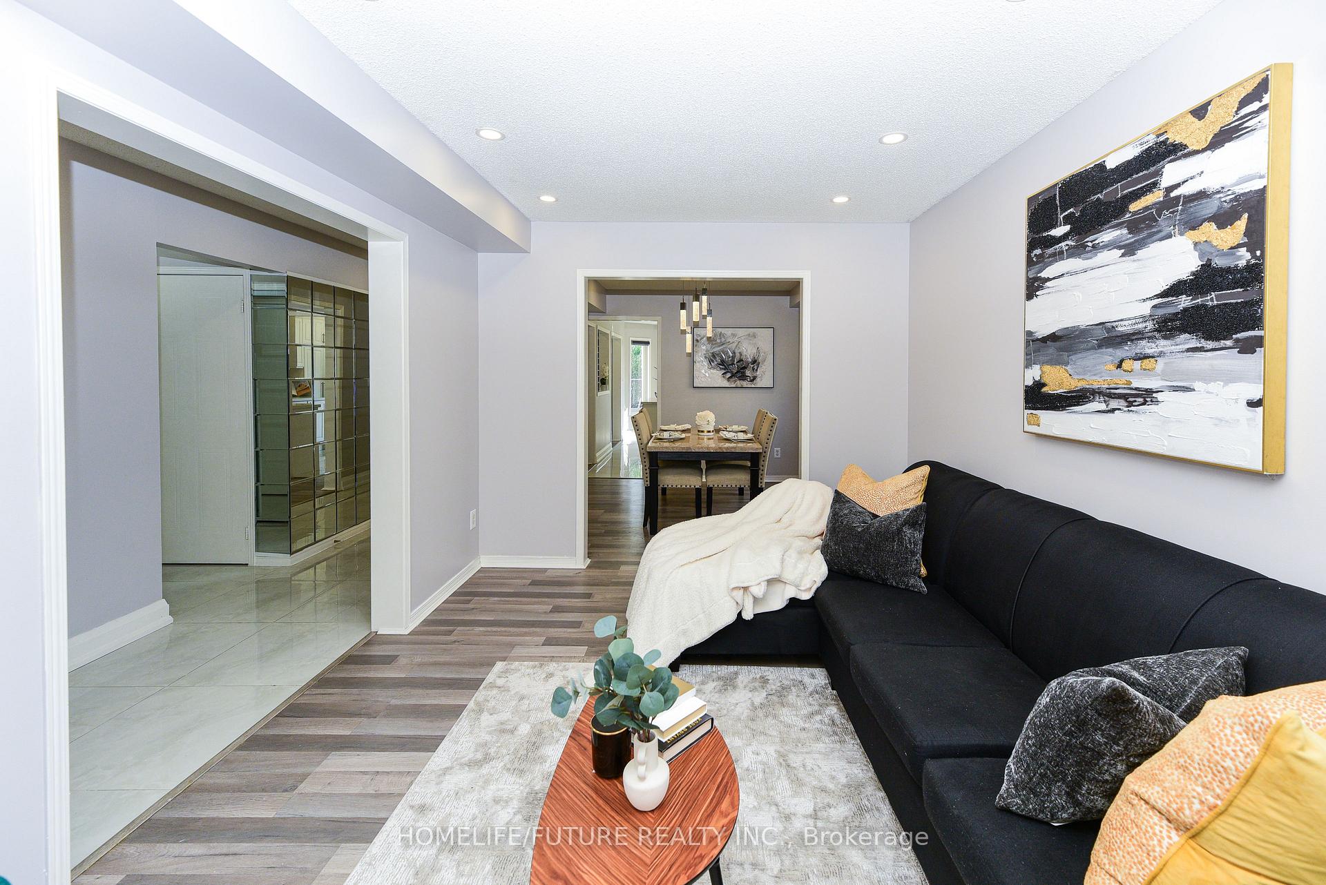 Photo 3 of 1404 Trowbridge Drive, Oshawa, Centennial — HOMEH