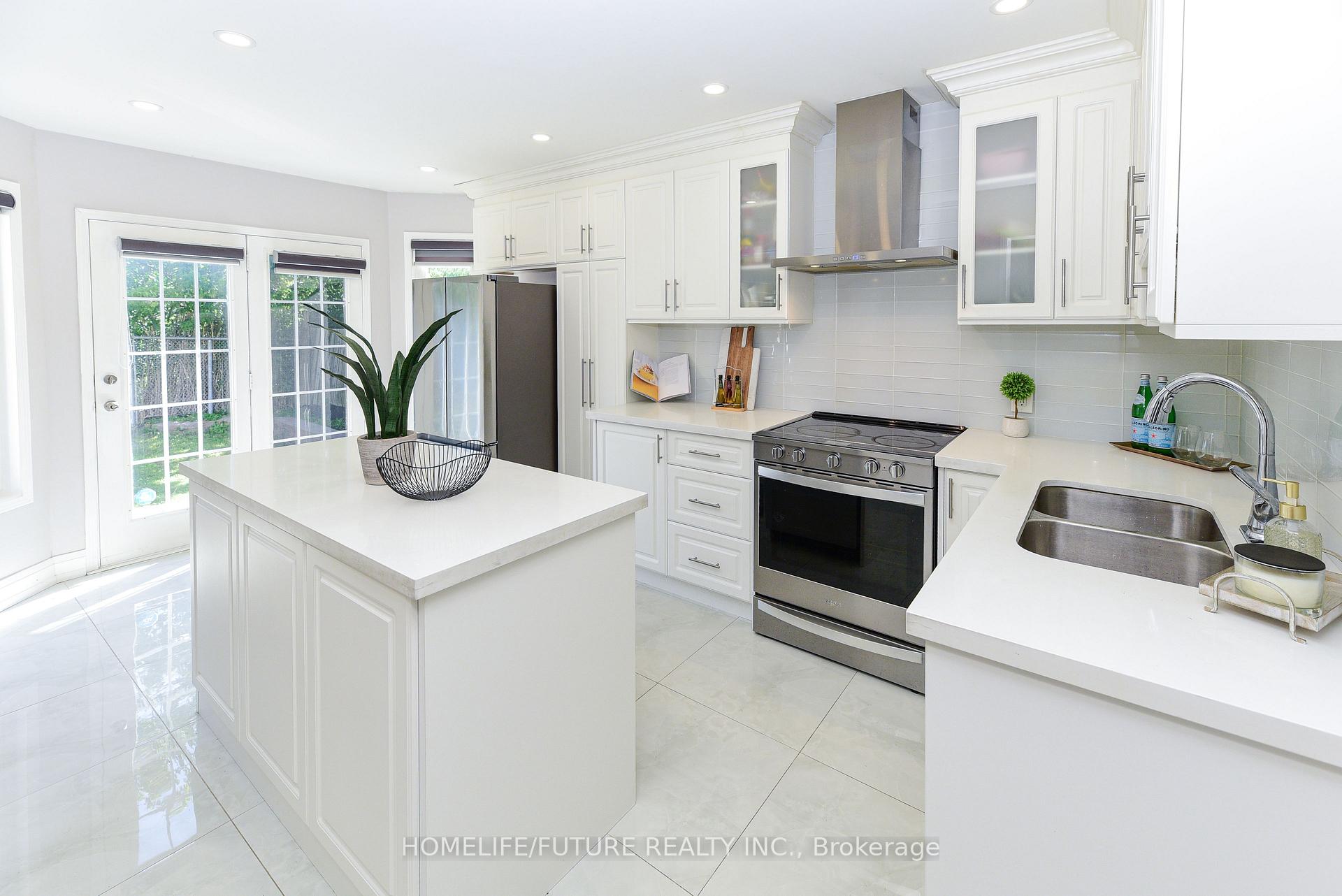 Photo 7 of 1404 Trowbridge Drive, Oshawa, Centennial — HOMEH