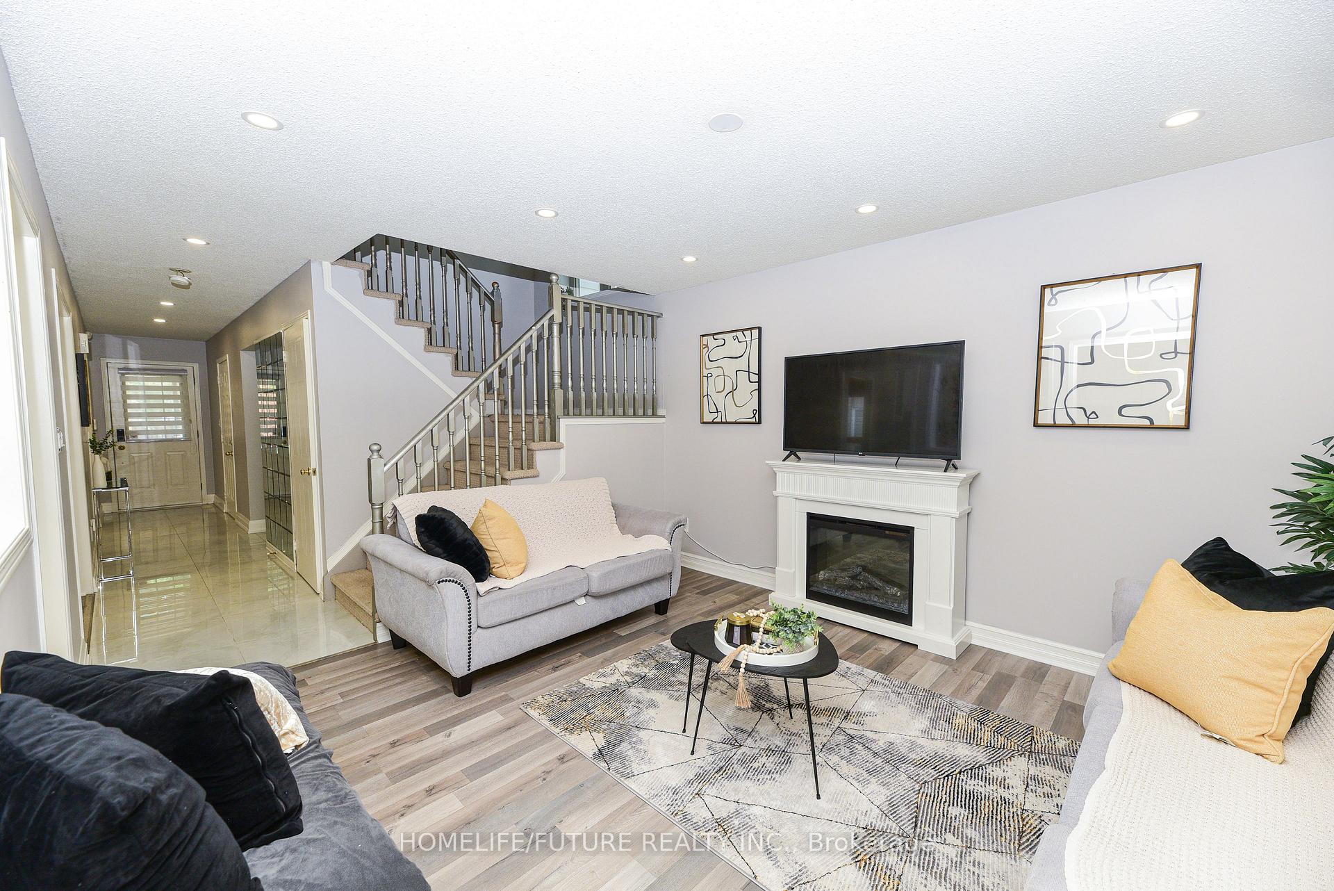 Photo 10 of 1404 Trowbridge Drive, Oshawa, Centennial — HOMEH