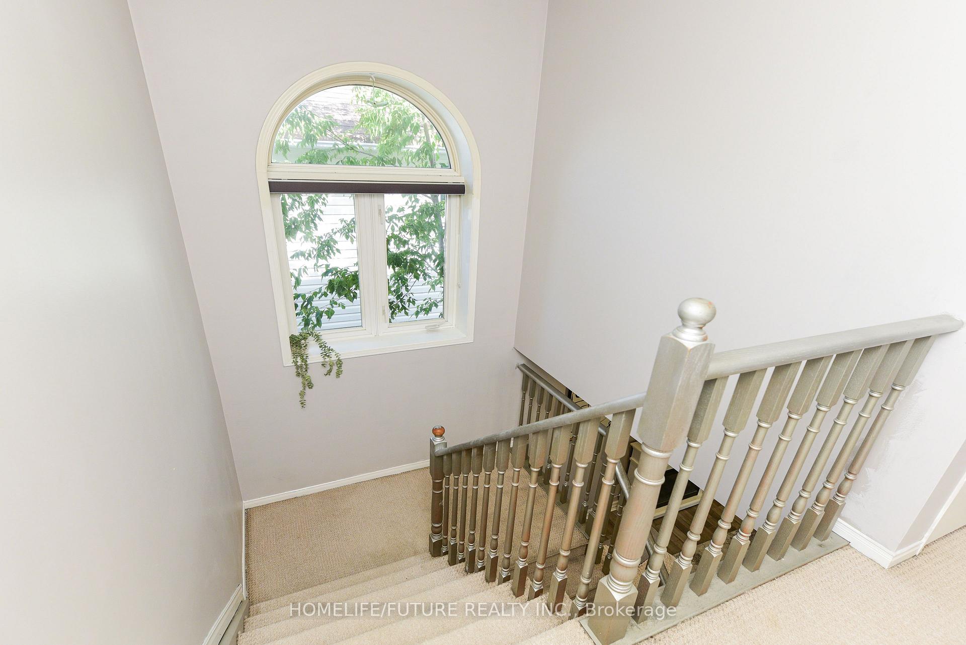 Photo 15 of 1404 Trowbridge Drive, Oshawa, Centennial — HOMEH