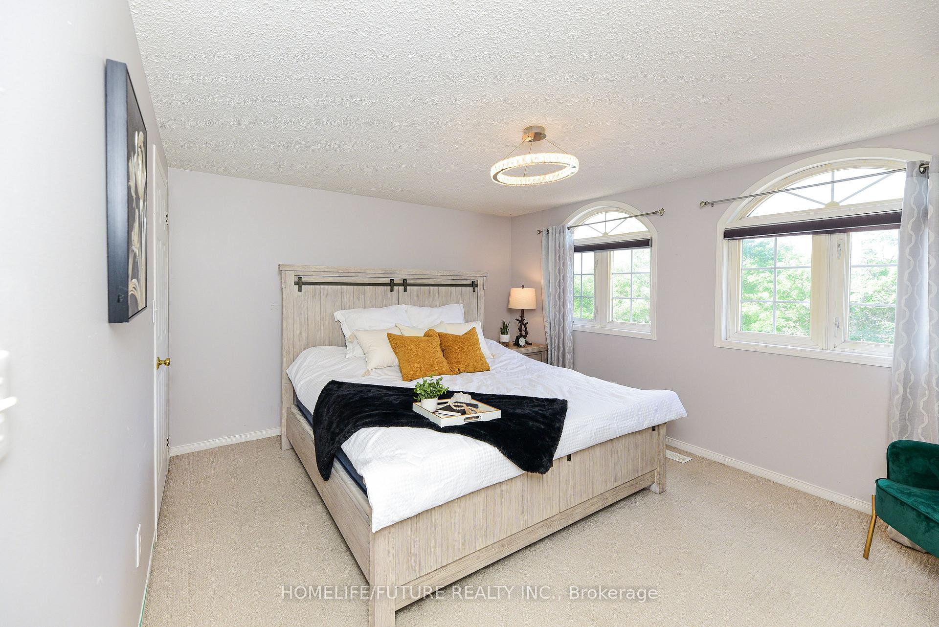 Photo 19 of 1404 Trowbridge Drive, Oshawa, Centennial — HOMEH