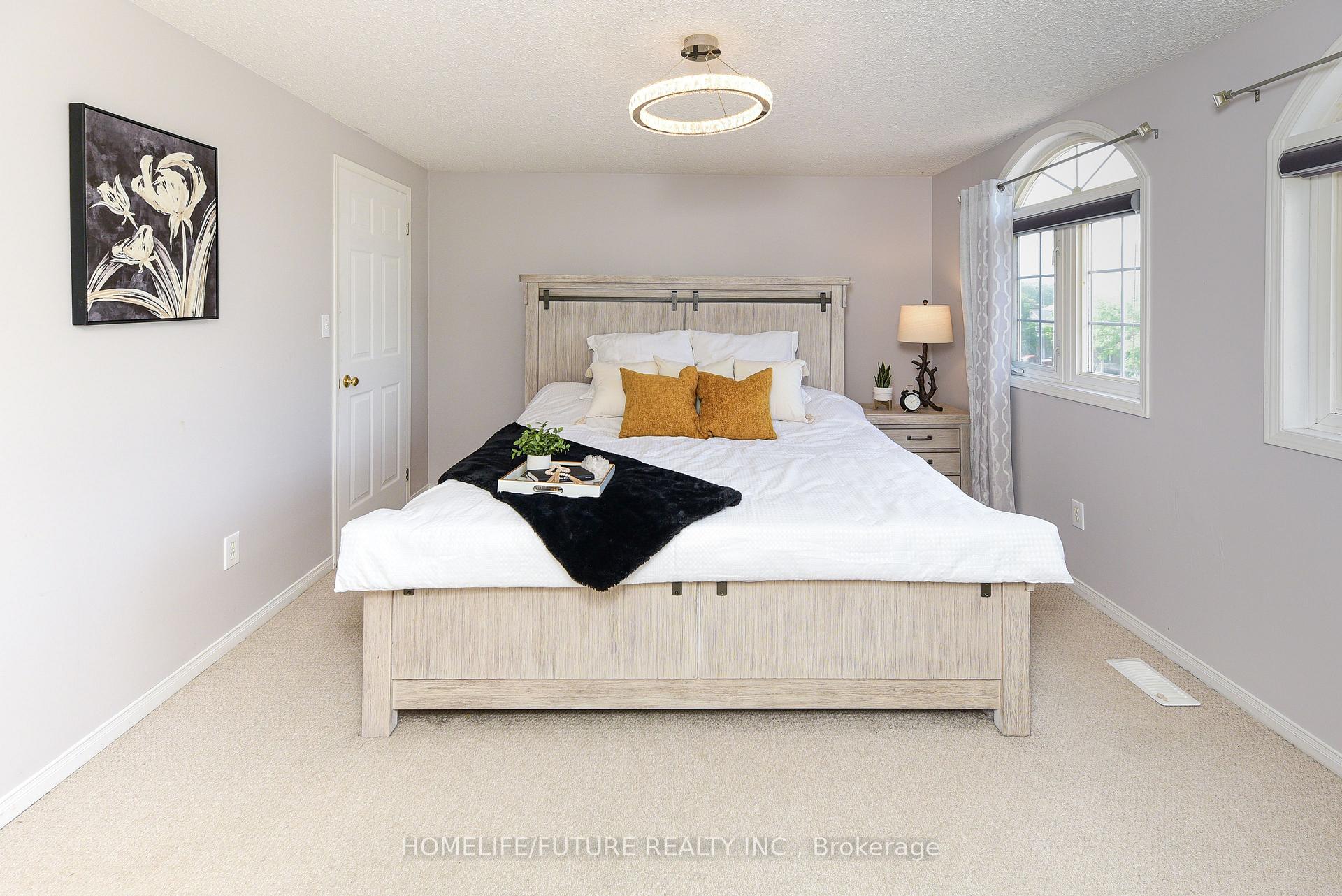 Photo 20 of 1404 Trowbridge Drive, Oshawa, Centennial — HOMEH