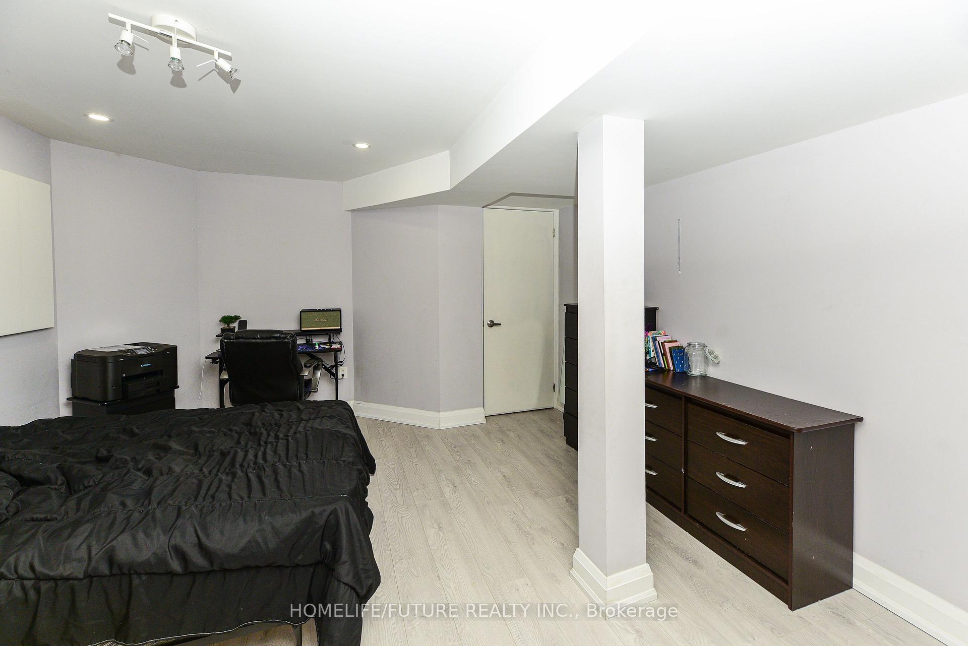 Photo 24 of 1404 Trowbridge Drive, Oshawa, Centennial — HOMEH