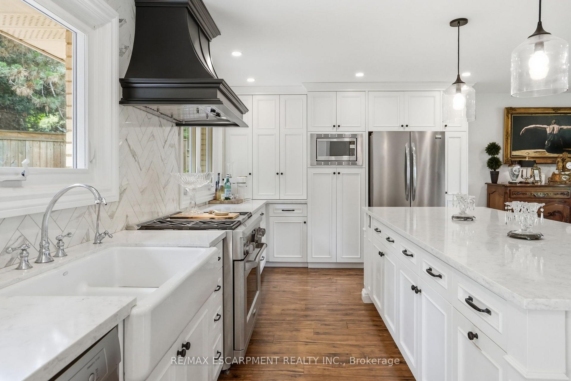 Photo 11 of 2 Jameson Drive, Hamilton, Greensville — HOMEH