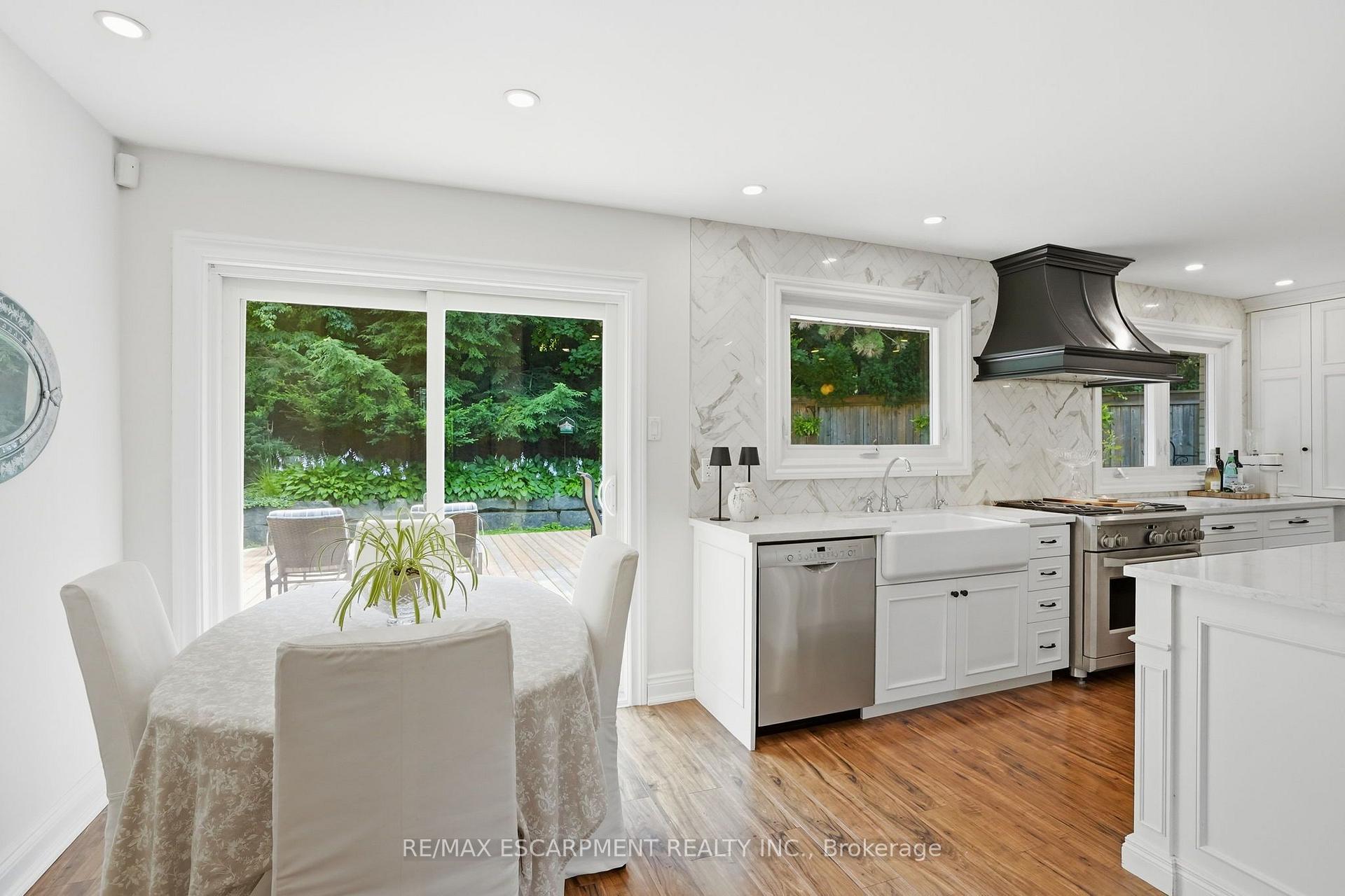 Photo 14 of 2 Jameson Drive, Hamilton, Greensville — HOMEH