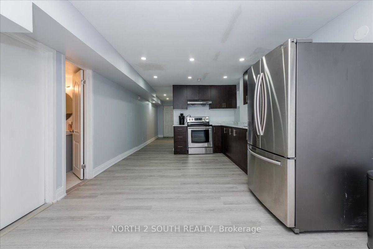 Photo 4 of Unit Lower, 7520 Langworthy Drive, Mississauga, Malton — HOMEH