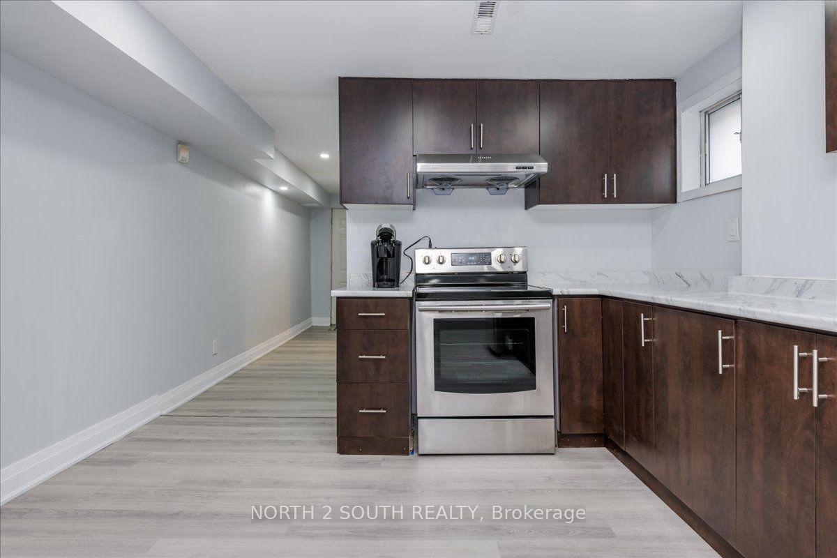 Photo 5 of Unit Lower, 7520 Langworthy Drive, Mississauga, Malton — HOMEH