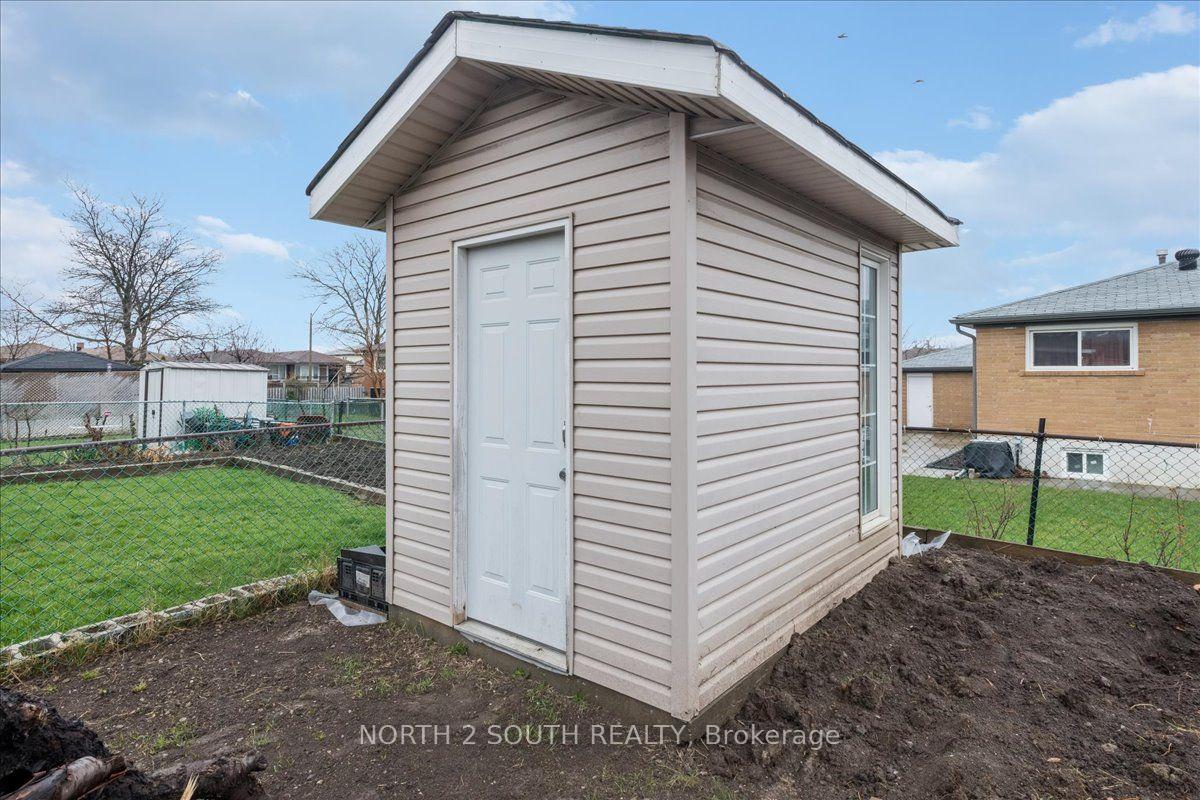 Photo 14 of Unit Lower, 7520 Langworthy Drive, Mississauga, Malton — HOMEH