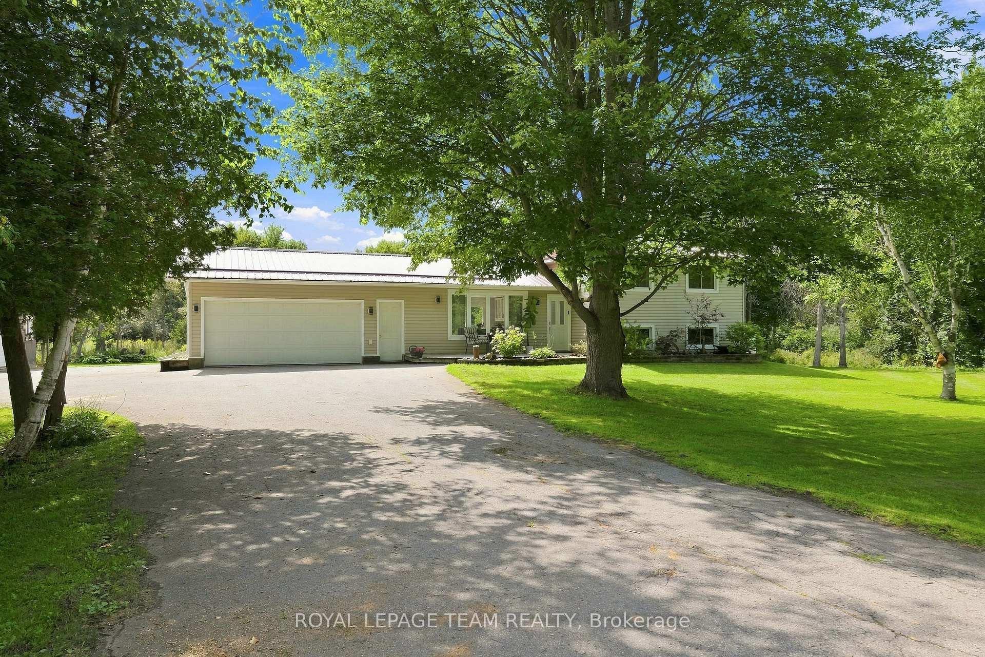 Photo 1 of 980 County Rd 44, North Grenville, North Grenville Twp (Kemptville South) — HOMEH