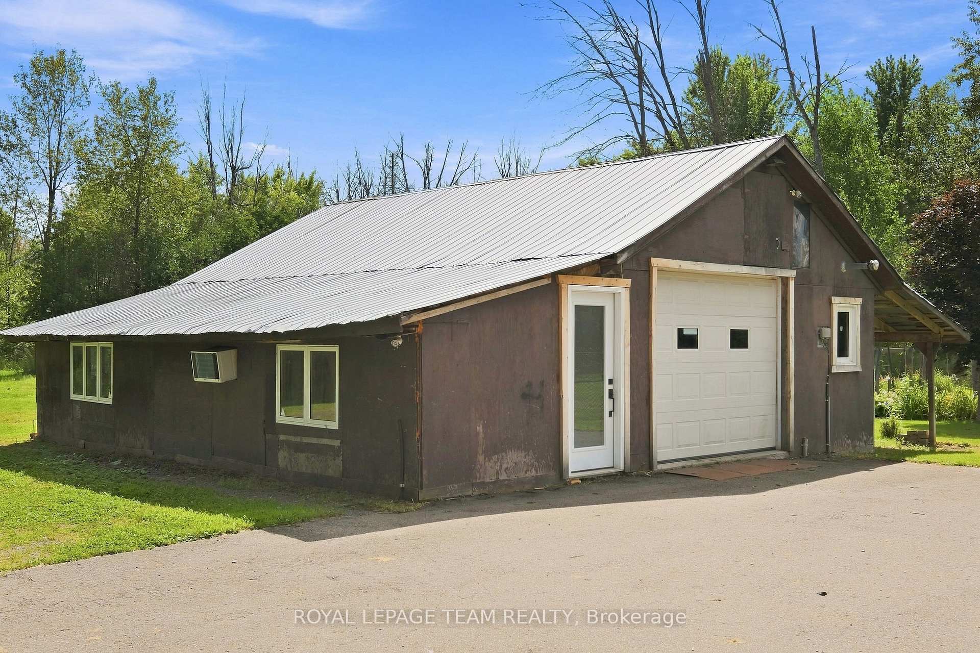 Photo 4 of 980 County Rd 44, North Grenville, North Grenville Twp (Kemptville South) — HOMEH