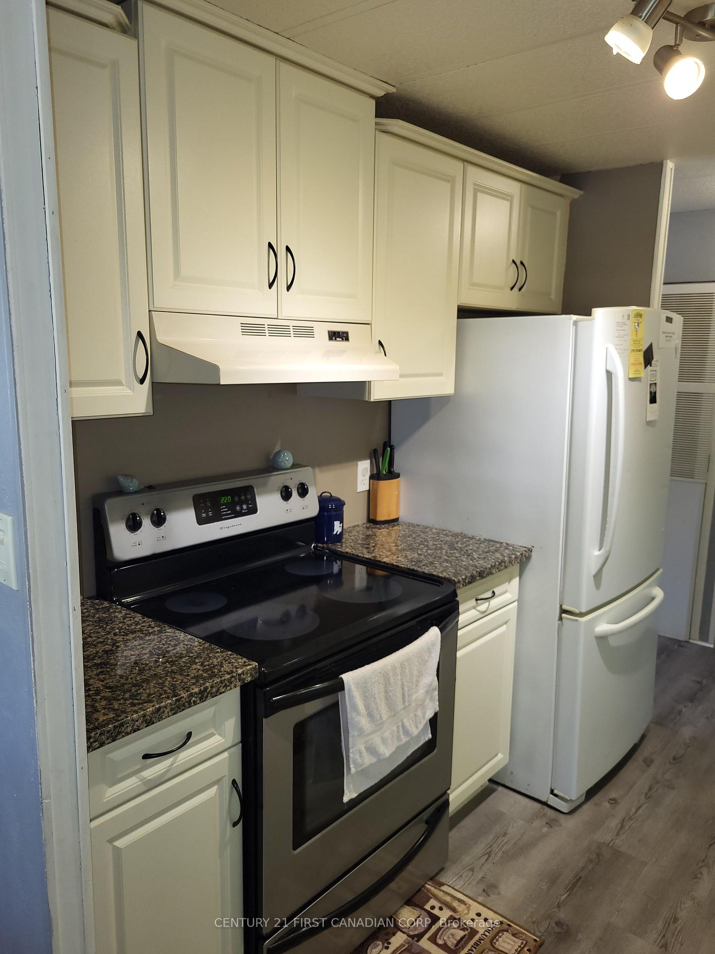 Photo 17 of 72599 Stanley Street, Bluewater, Hay — HOMEH
