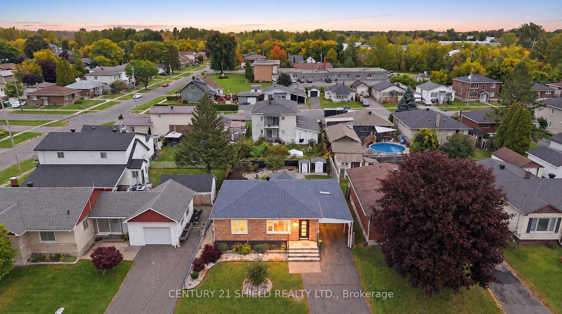 Photo 1 of 1019 Miron Avenue, Cornwall, Cornwall — HOMEH