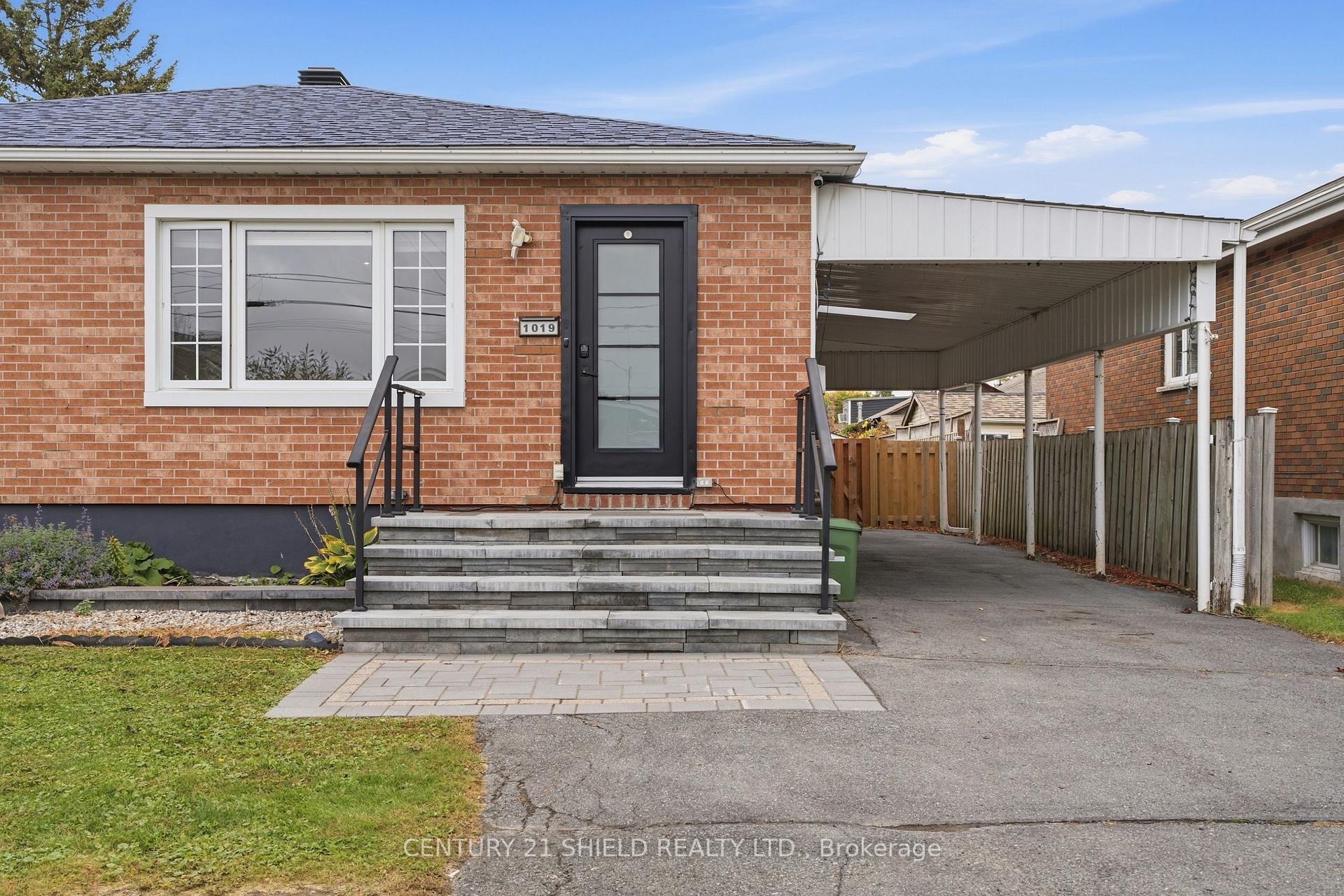 Photo 5 of 1019 Miron Avenue, Cornwall, Cornwall — HOMEH