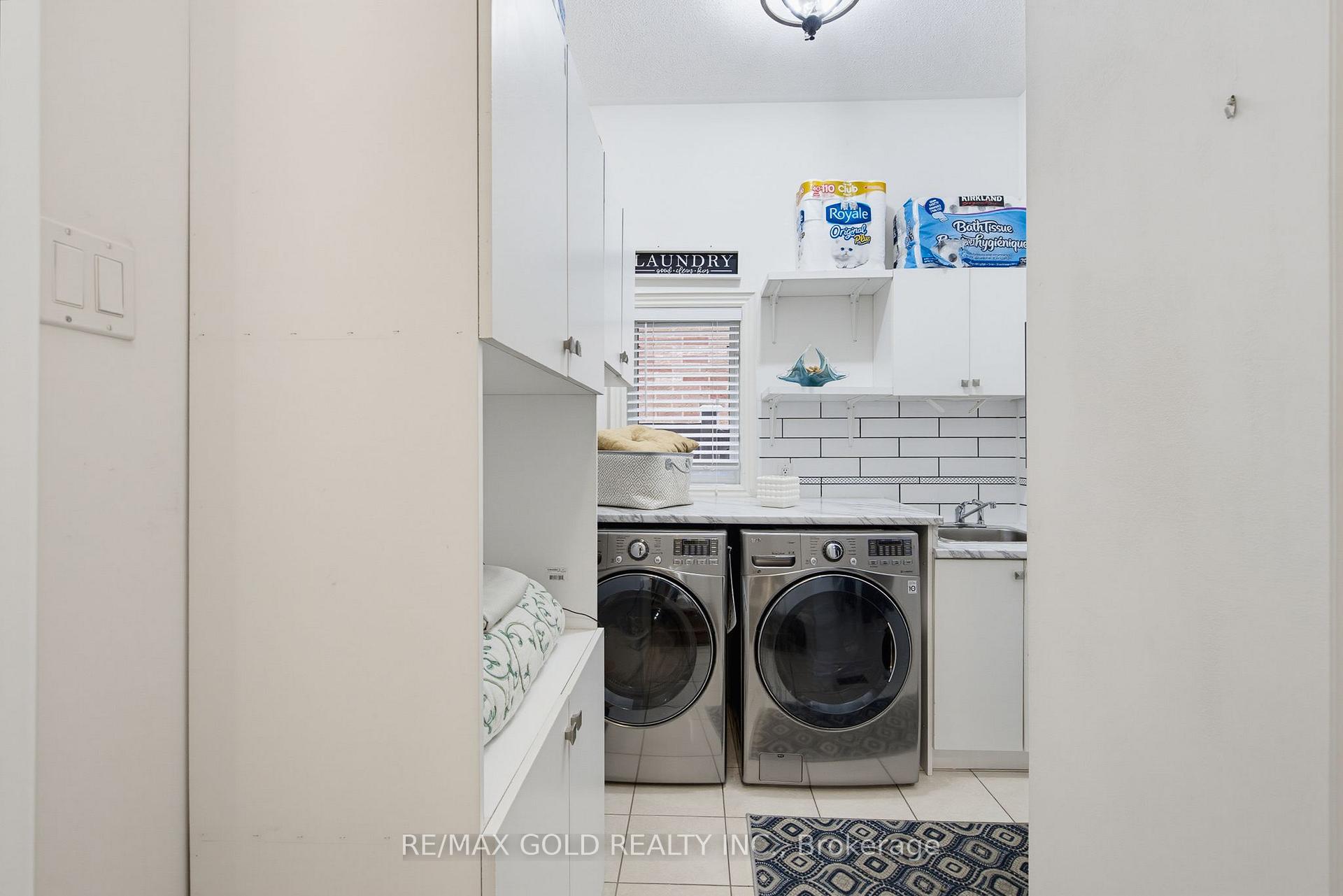 Photo 13 of 34 Lexington Road, Brampton, Bram East — HOMEH