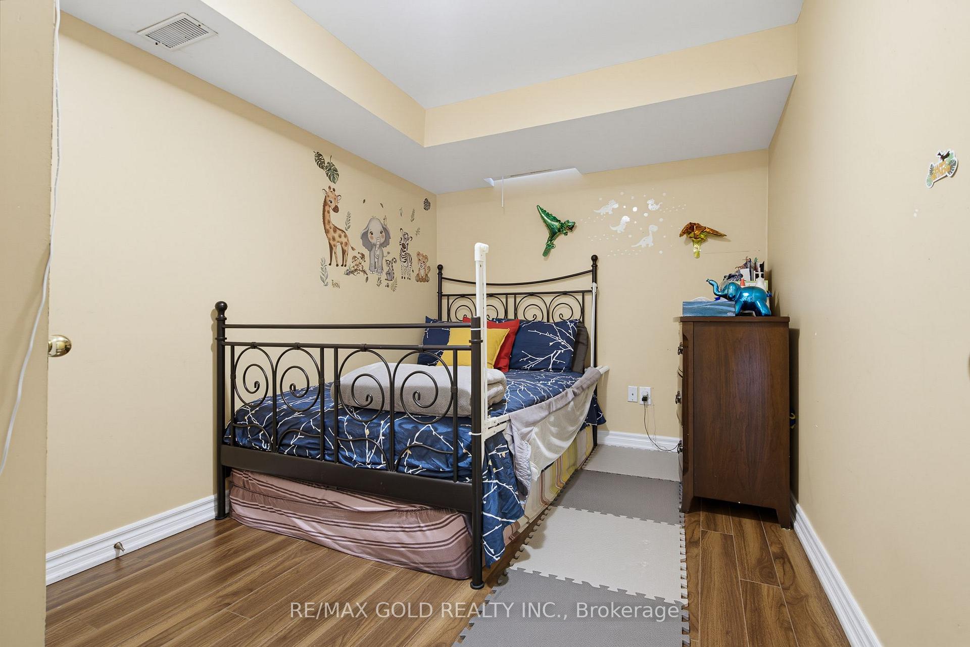 Photo 29 of 34 Lexington Road, Brampton, Bram East — HOMEH