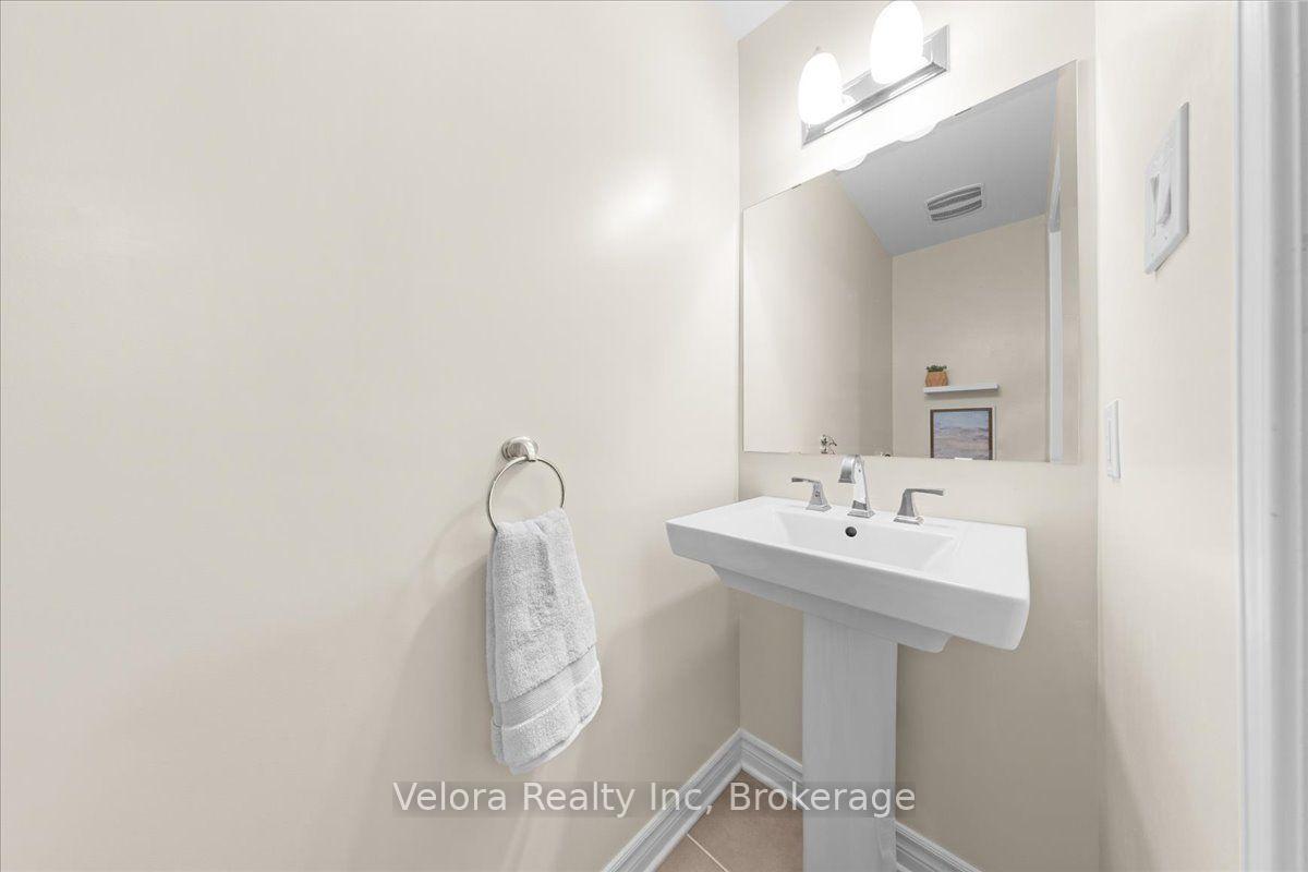 Photo 14 of Unit 38, 494 Leboutillier Avenue, Ottawa, Carson Meadows — HOMEH