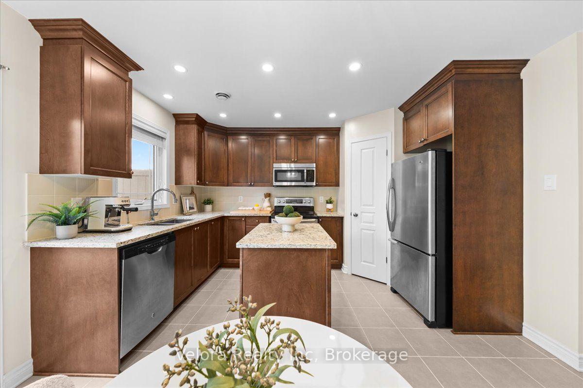 Photo 22 of Unit 38, 494 Leboutillier Avenue, Ottawa, Carson Meadows — HOMEH