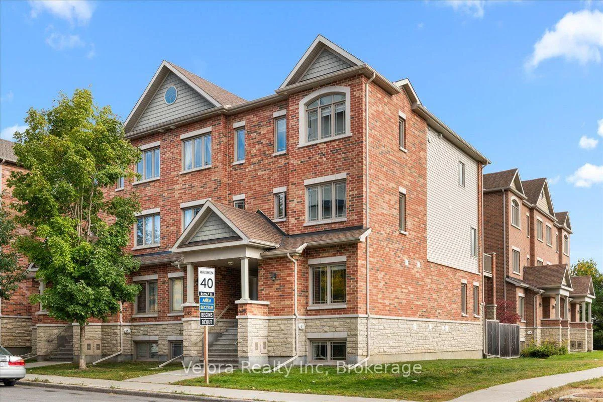 Photo 6 of Unit 38, 494 Leboutillier Avenue, Ottawa, Carson Meadows — HOMEH