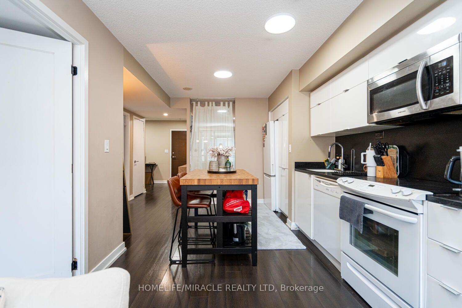 Photo 7 of Unit 610, 151 Dan Leckie Way, Toronto, Waterfront Communities — HOMEH