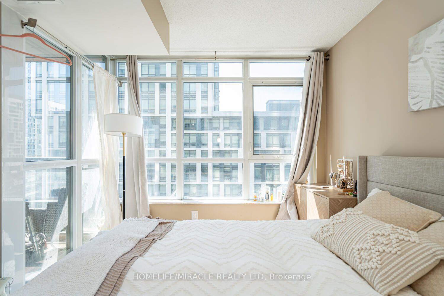Photo 8 of Unit 610, 151 Dan Leckie Way, Toronto, Waterfront Communities — HOMEH