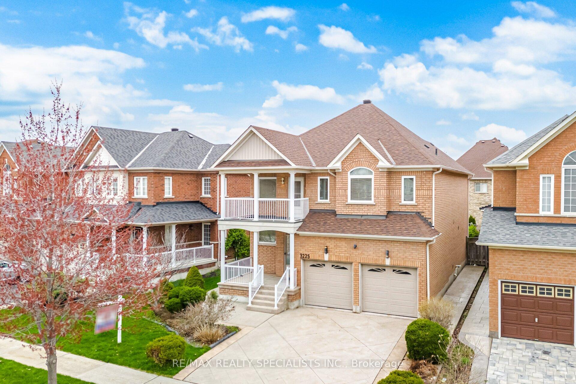 Photo 2 of 3225 Escada Drive, Mississauga, Churchill Meadows — HOMEH