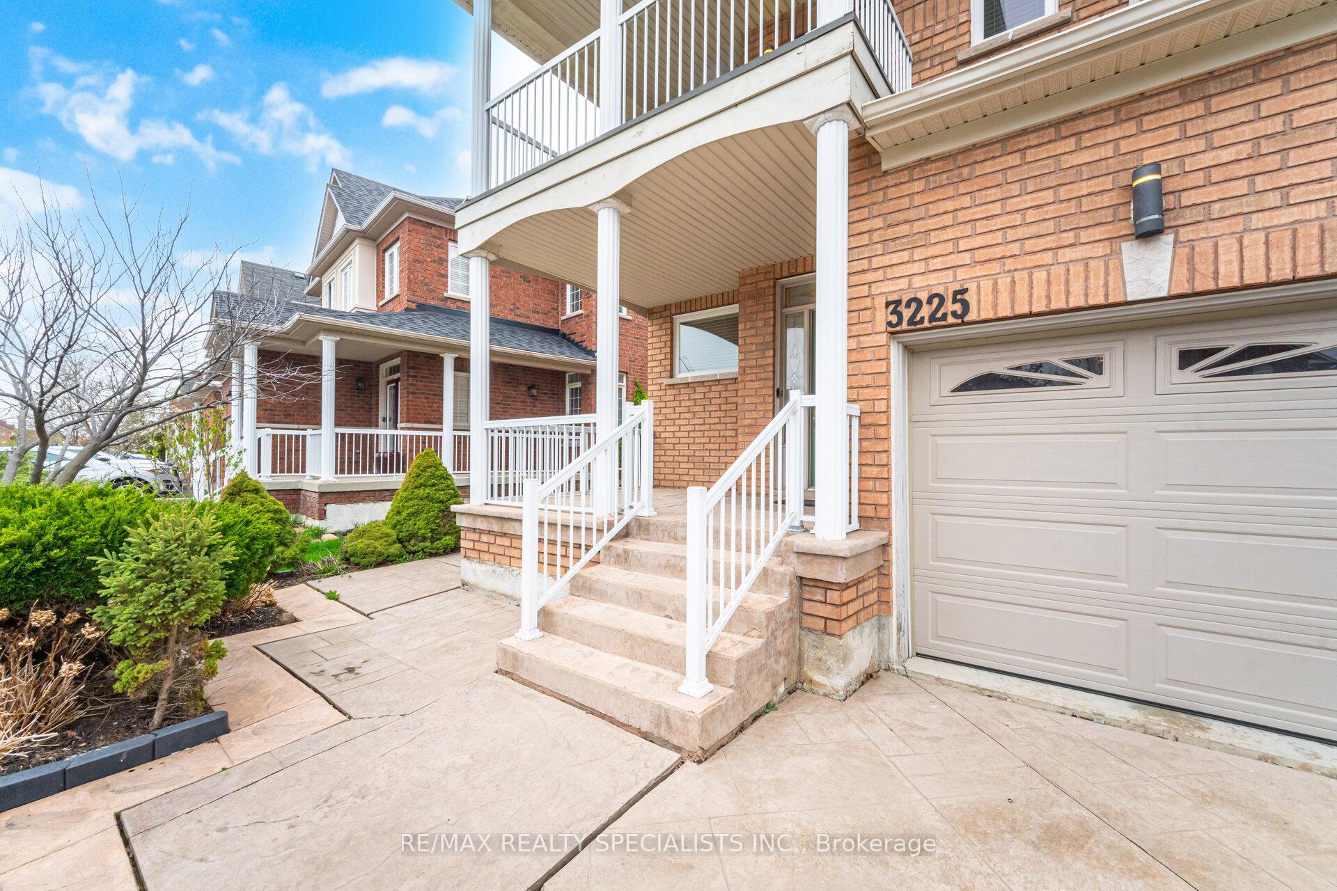 Photo 3 of 3225 Escada Drive, Mississauga, Churchill Meadows — HOMEH
