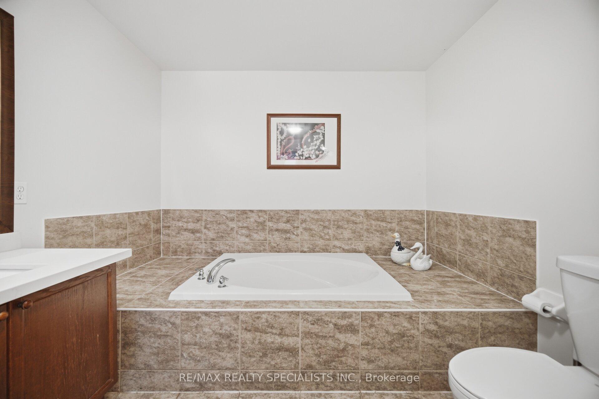 Photo 18 of 3225 Escada Drive, Mississauga, Churchill Meadows — HOMEH