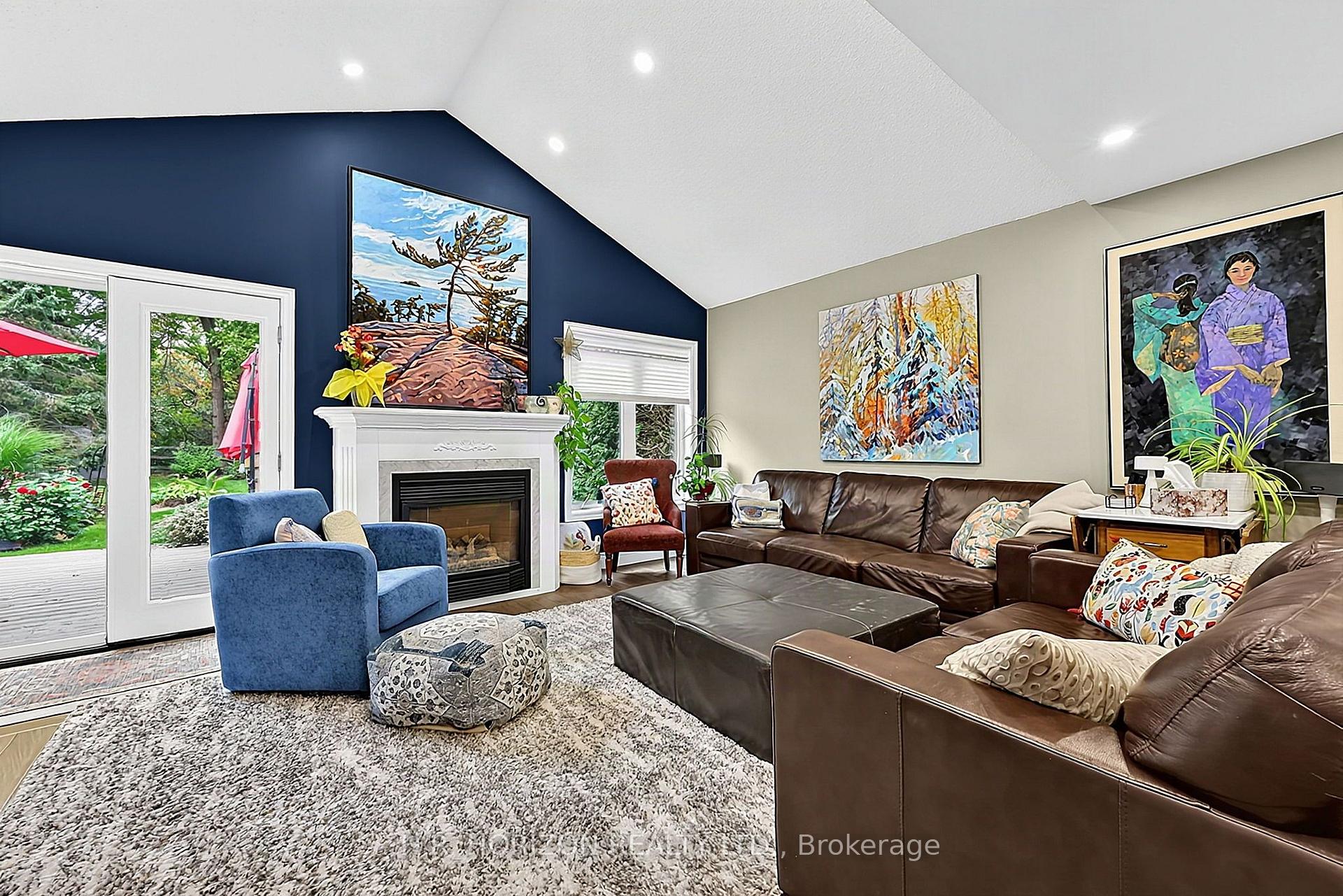 Photo 10 of 23 Mill Dam Court, King, Schomberg — HOMEH