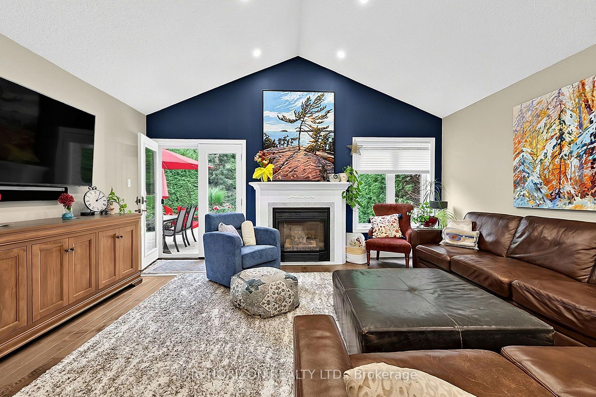 Photo 11 of 23 Mill Dam Court, King, Schomberg — HOMEH