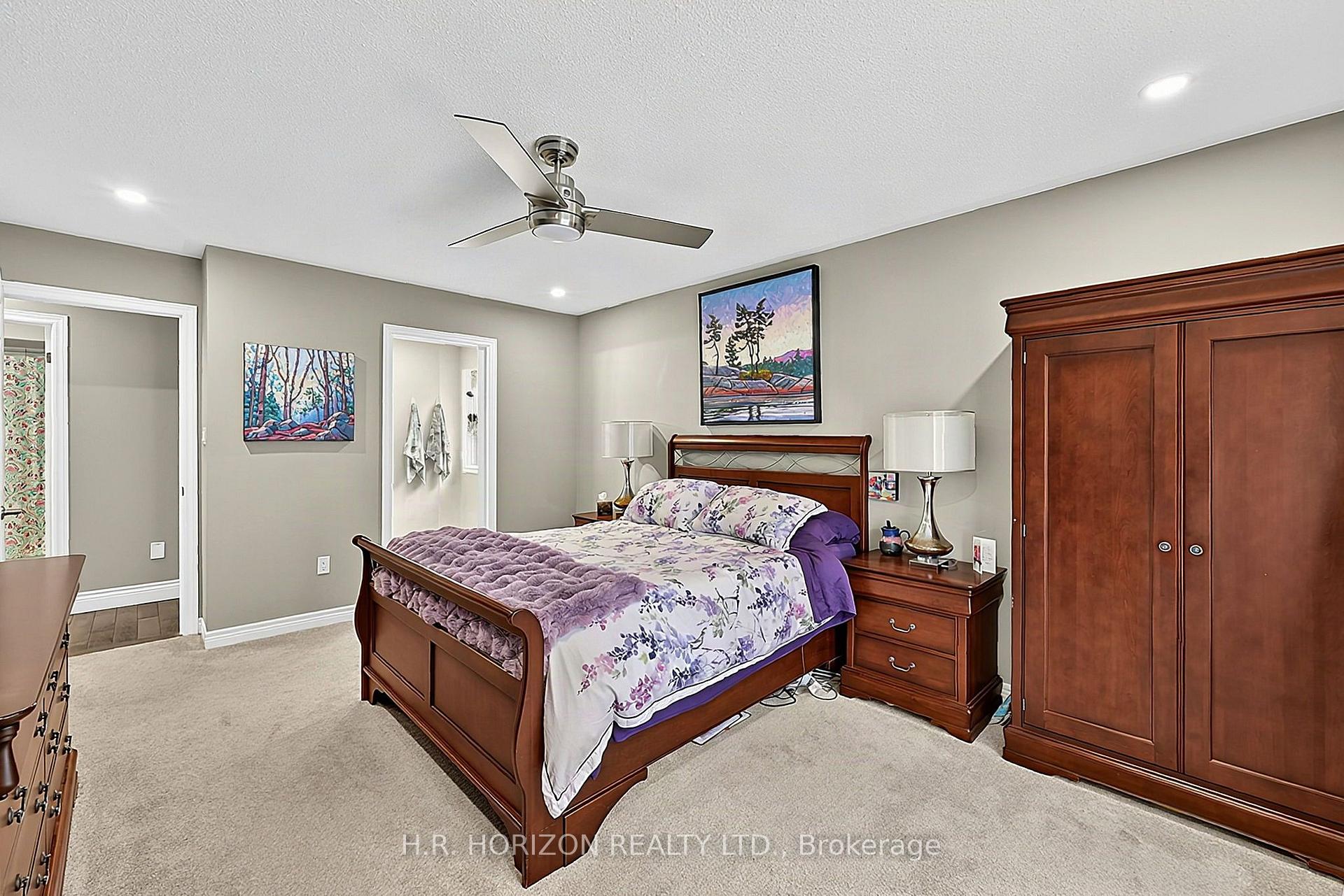 Photo 14 of 23 Mill Dam Court, King, Schomberg — HOMEH