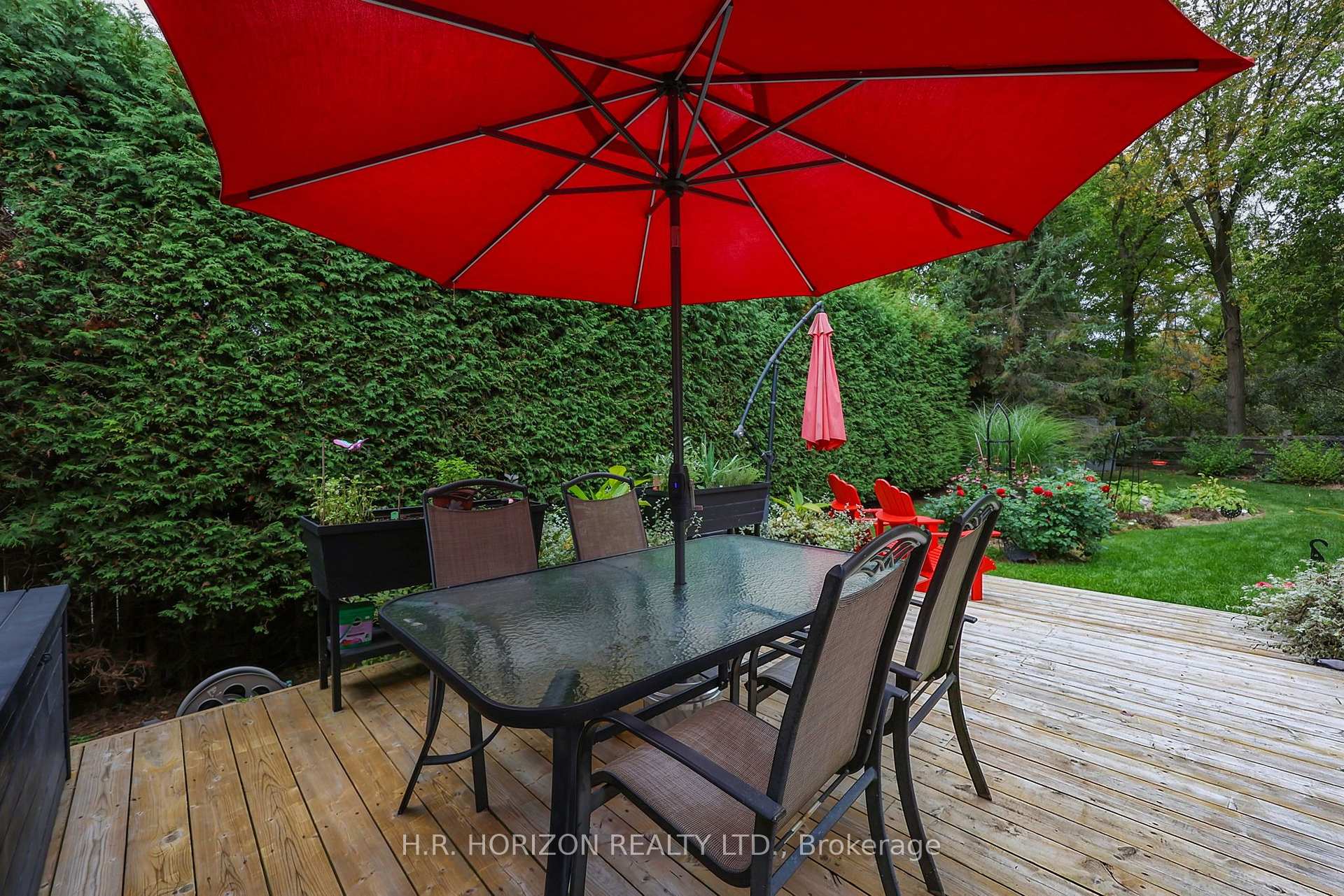 Photo 24 of 23 Mill Dam Court, King, Schomberg — HOMEH