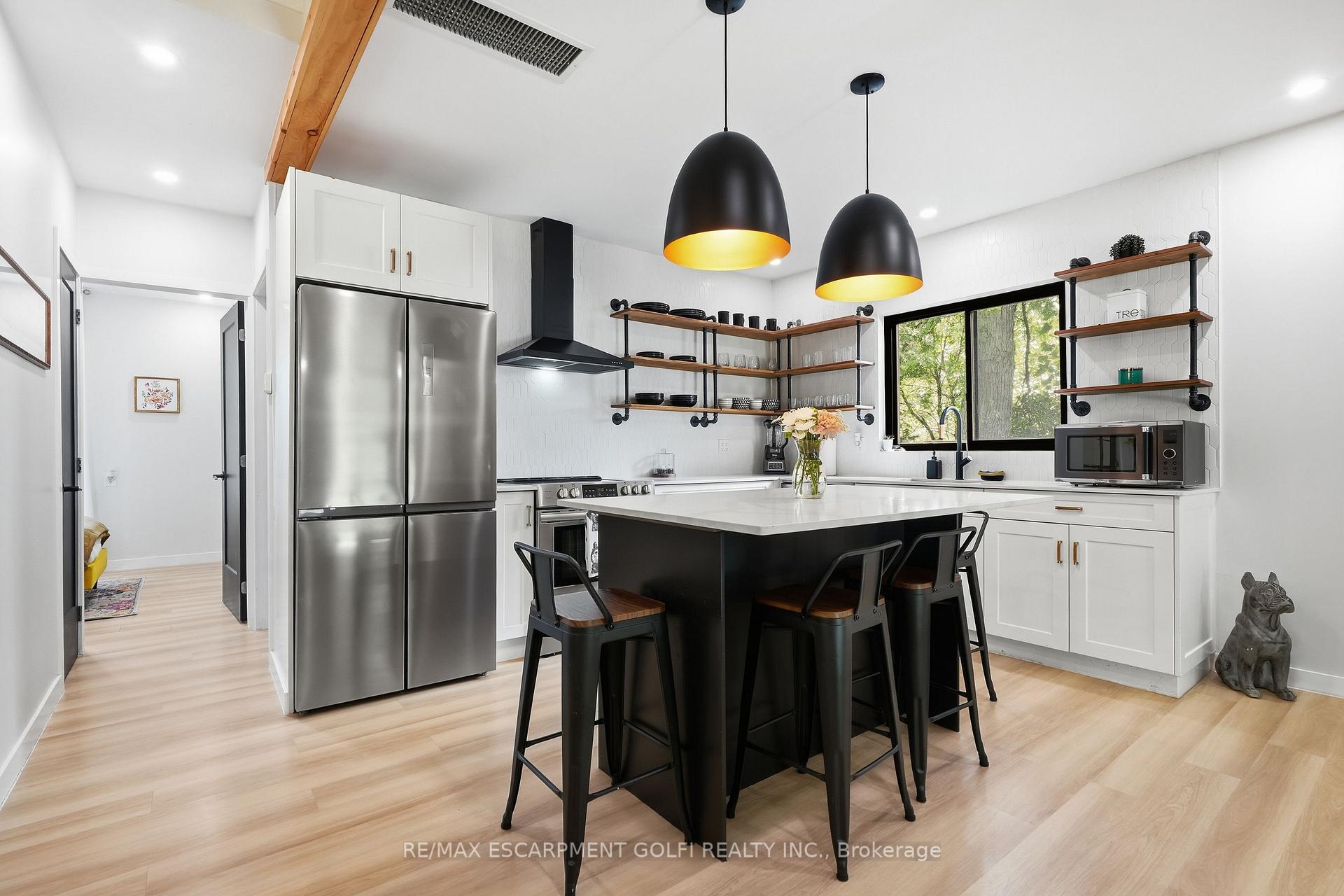 Photo 11 of 1368 Lorraine Road, Port Colborne, Bethel — HOMEH