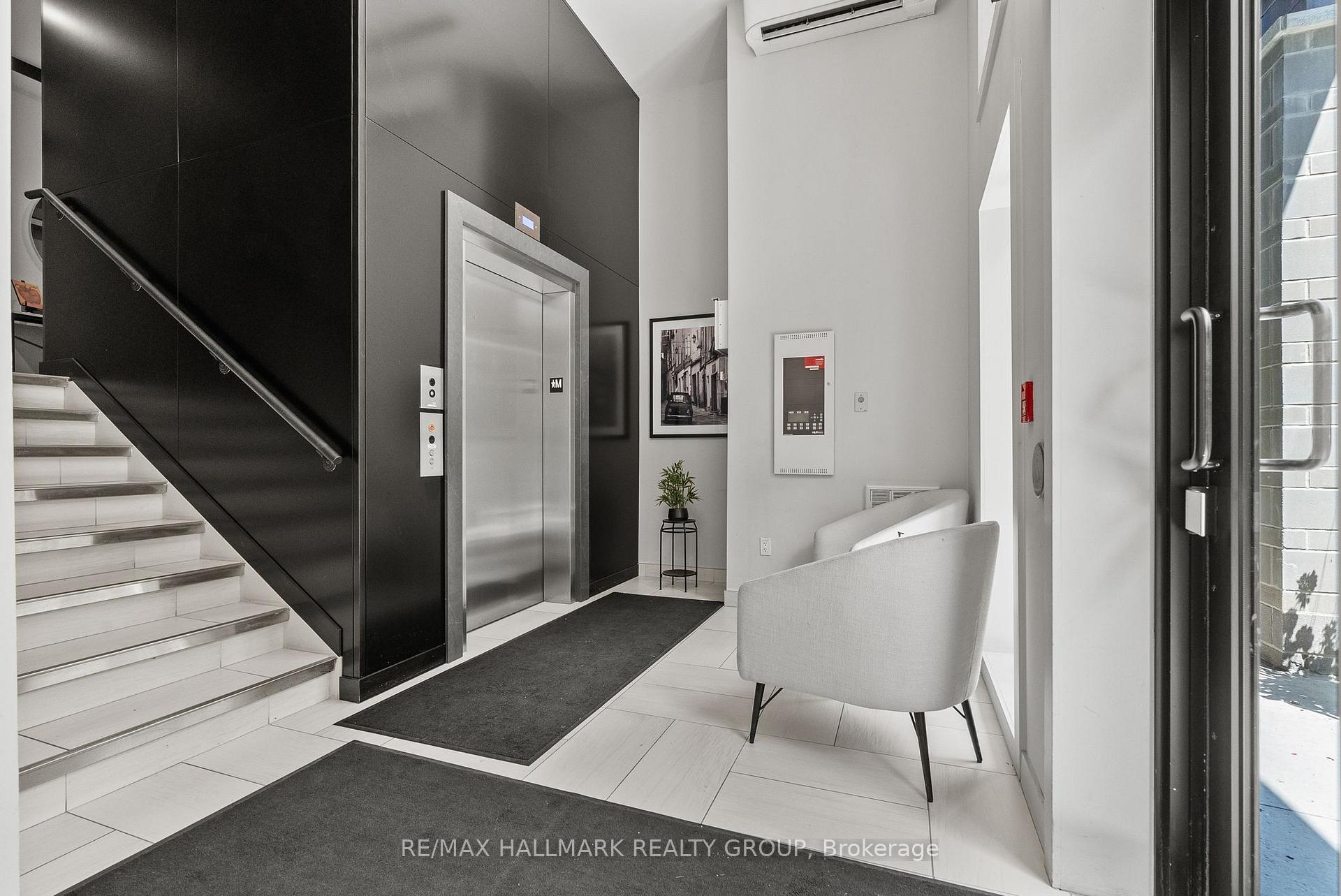Photo 3 of Unit 101, 120 Cortile Private, Ottawa, Riverside South/Gloucester Glen — HOMEH