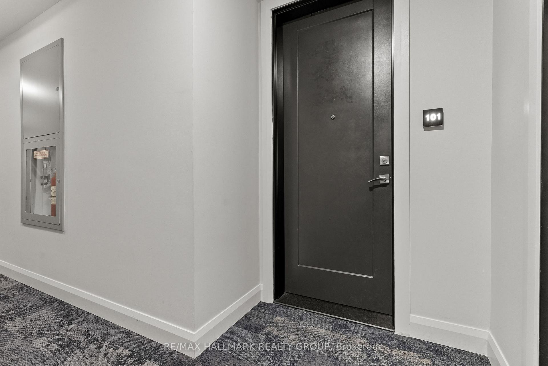 Photo 4 of Unit 101, 120 Cortile Private, Ottawa, Riverside South/Gloucester Glen — HOMEH