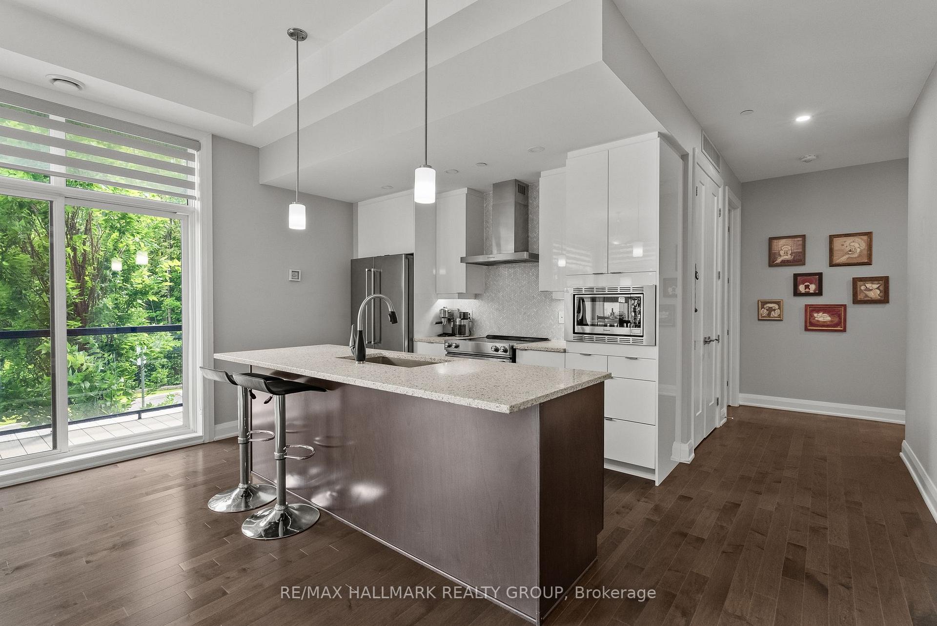 Photo 6 of Unit 101, 120 Cortile Private, Ottawa, Riverside South/Gloucester Glen — HOMEH
