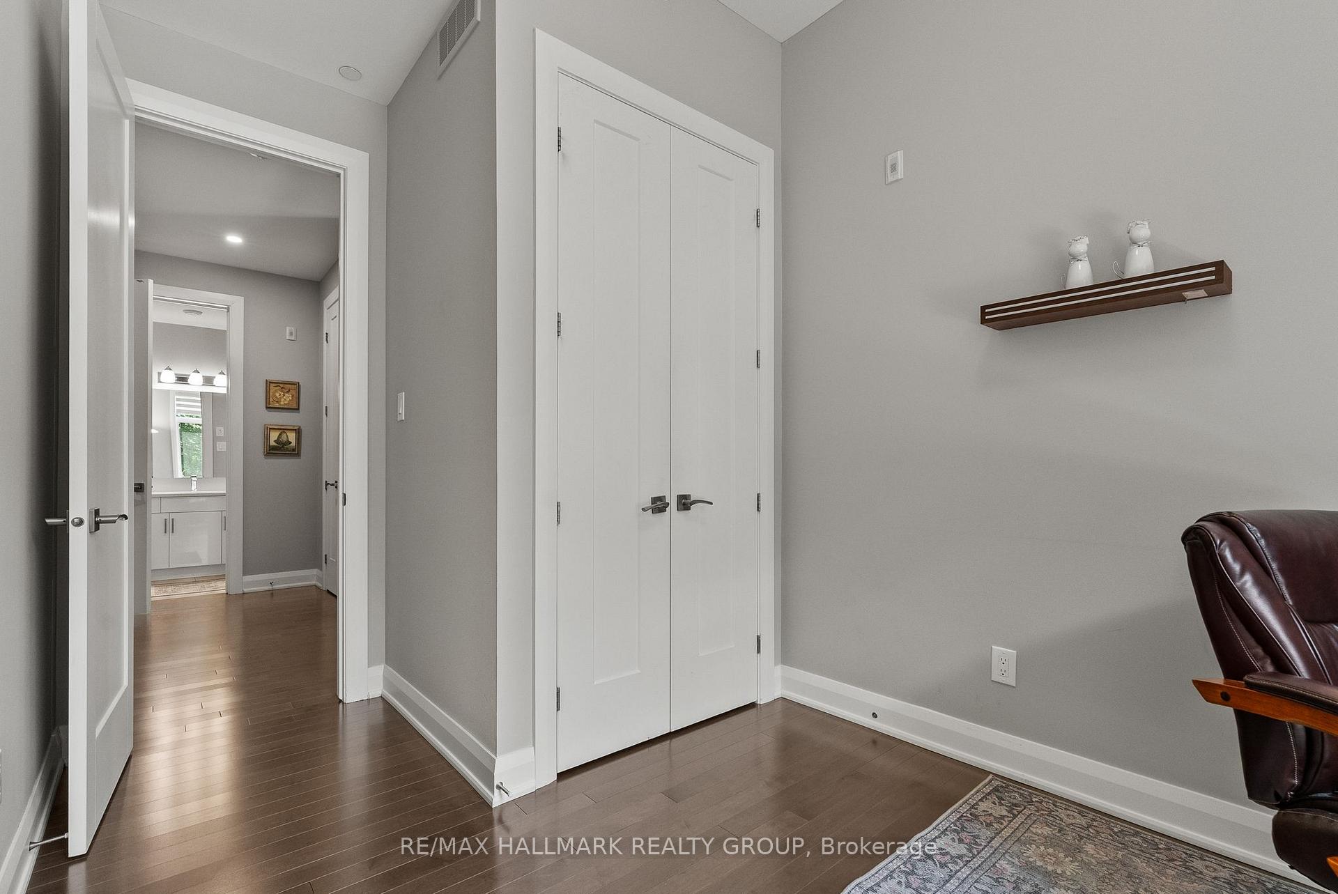 Photo 19 of Unit 101, 120 Cortile Private, Ottawa, Riverside South/Gloucester Glen — HOMEH