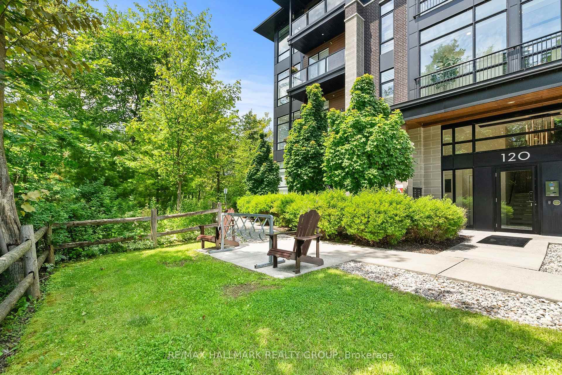 Photo 23 of Unit 101, 120 Cortile Private, Ottawa, Riverside South/Gloucester Glen — HOMEH