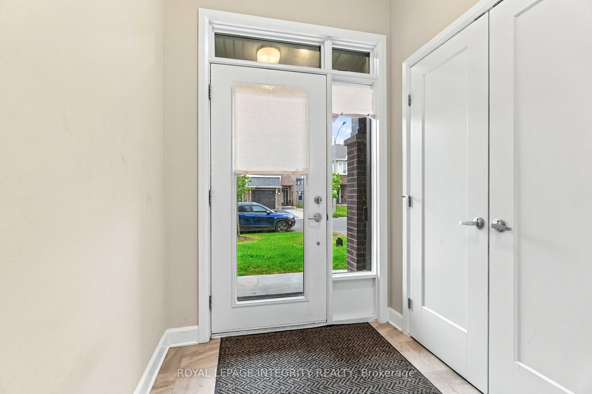 Photo 3 of 172 Angelonia Crescent, Ottawa, Blossom Park/Kemp Park/Findlay Creek — HOMEH