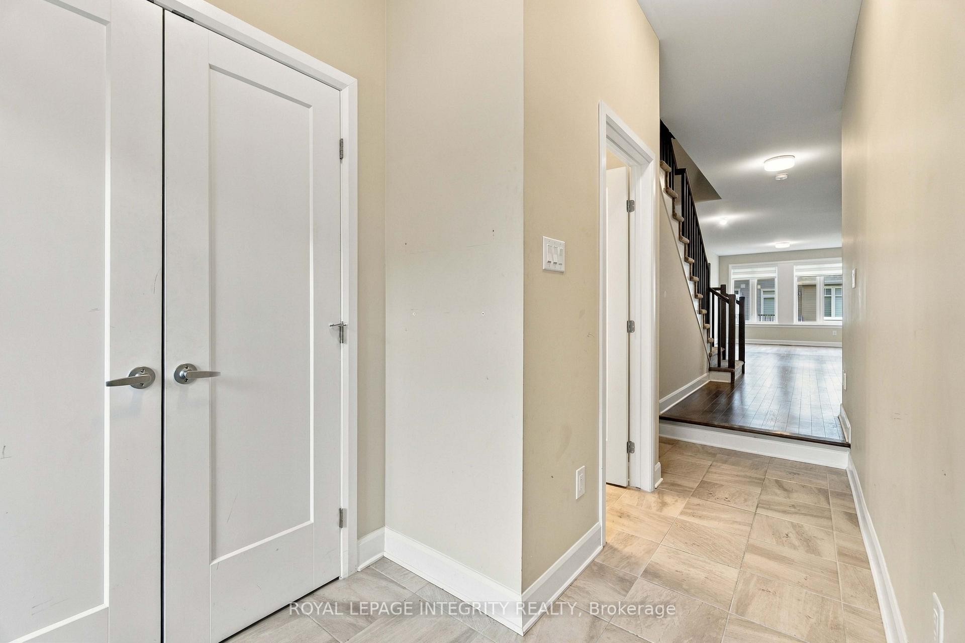 Photo 4 of 172 Angelonia Crescent, Ottawa, Blossom Park/Kemp Park/Findlay Creek — HOMEH