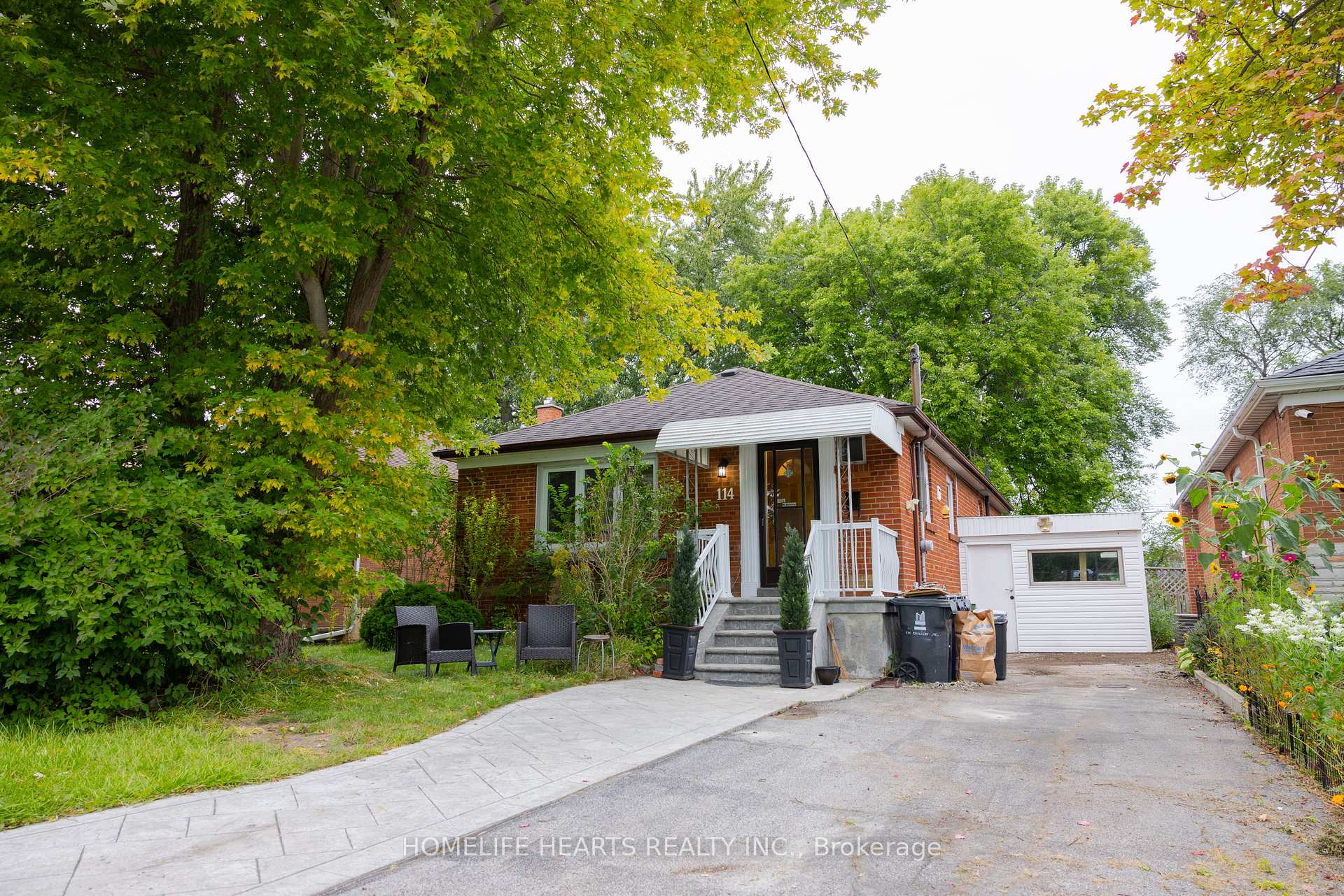 Photo 3 of 114 Chillery Avenue, Scarborough, Eglinton East — HOMEH