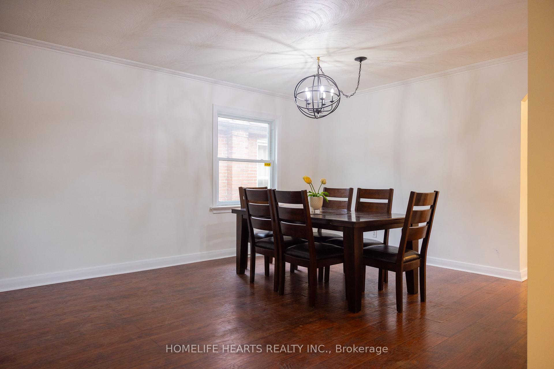 Photo 9 of 114 Chillery Avenue, Scarborough, Eglinton East — HOMEH