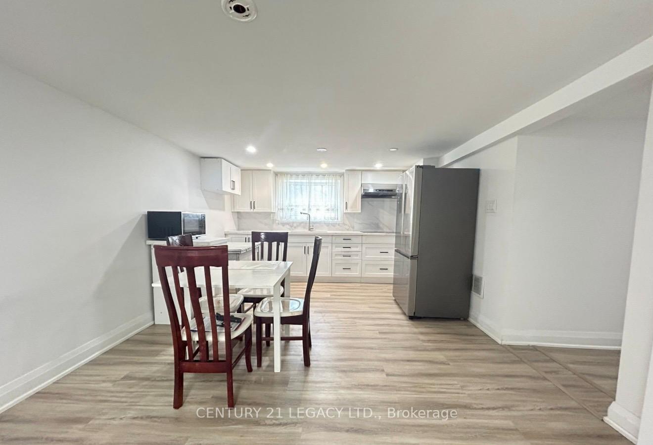 Photo 2 of 68 Singleton Road, Scarborough, Wexford-Maryvale — HOMEH