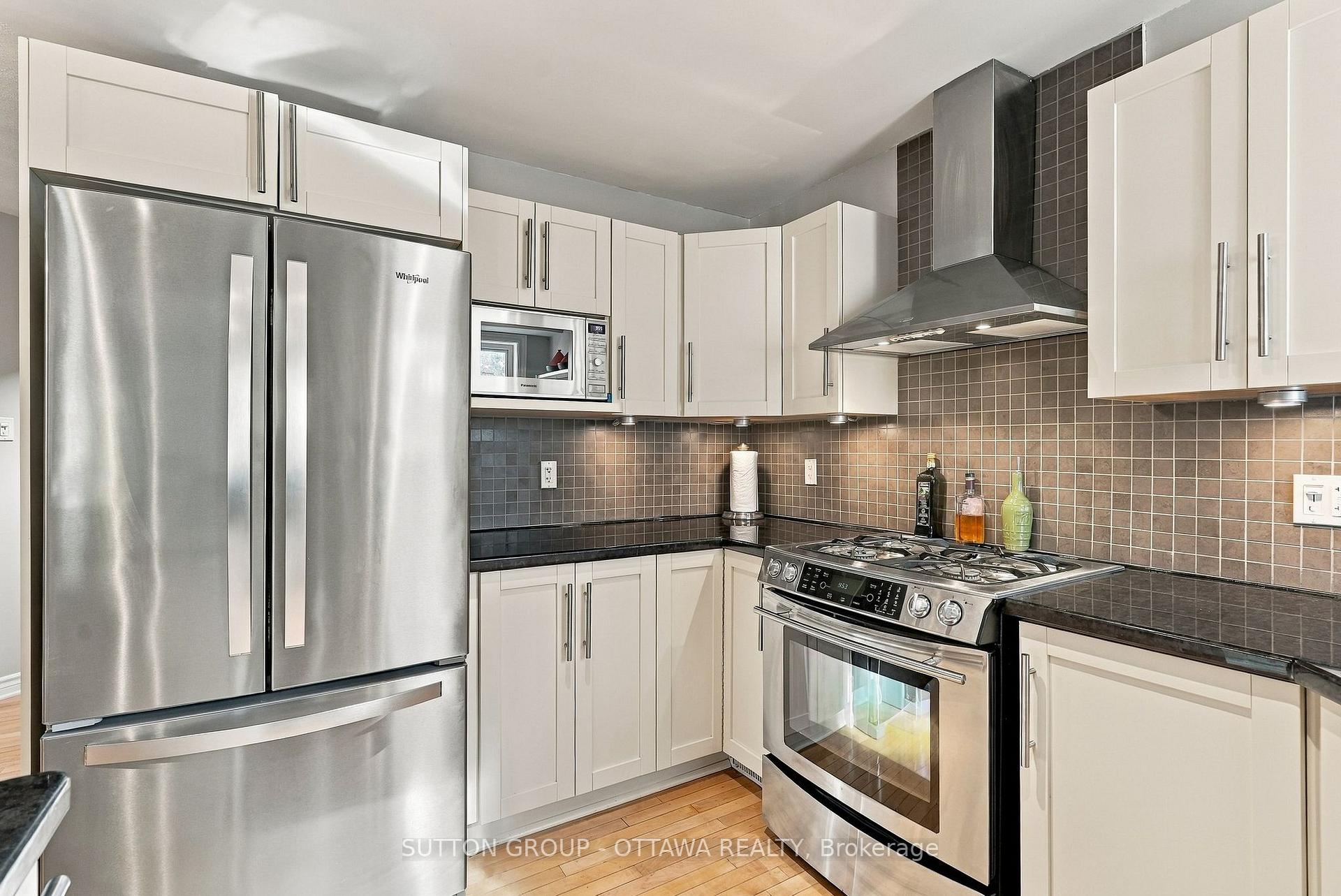 Photo 6 of 333 Riversedge Crescent, Ottawa, Riverside South/Gloucester Glen — HOMEH