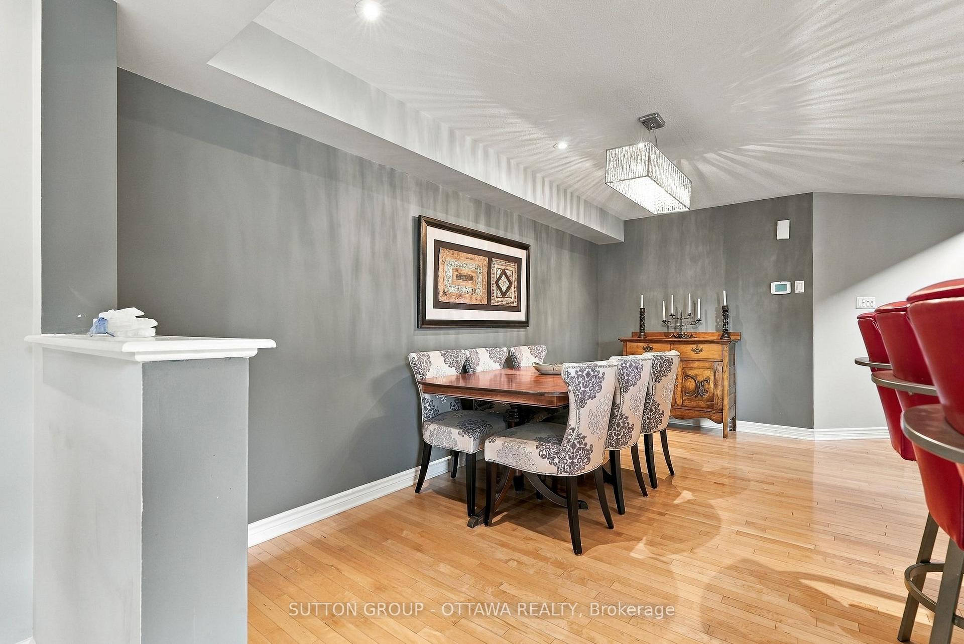 Photo 10 of 333 Riversedge Crescent, Ottawa, Riverside South/Gloucester Glen — HOMEH