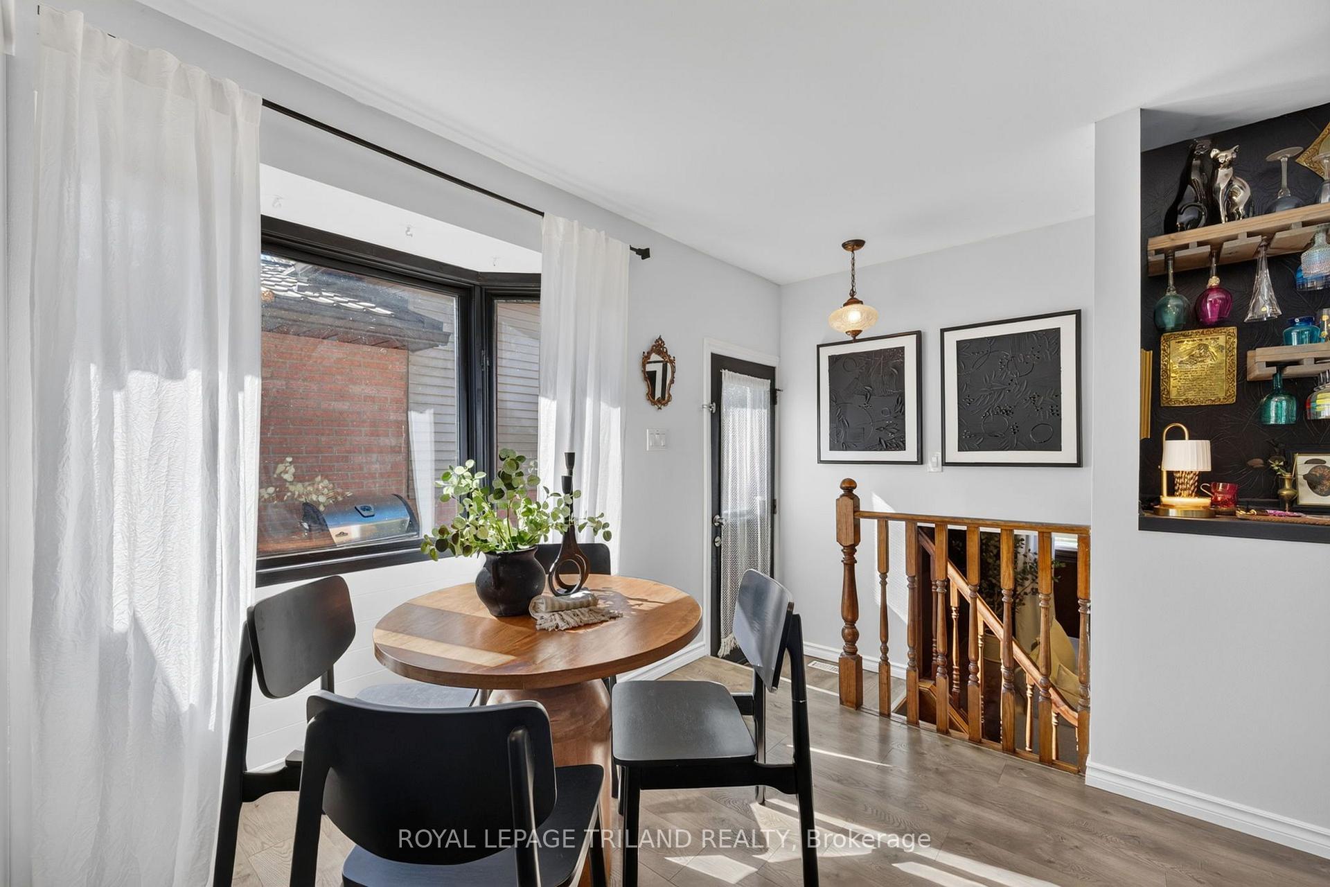 Photo 17 of 38 Caprice Crescent, London, East I — HOMEH