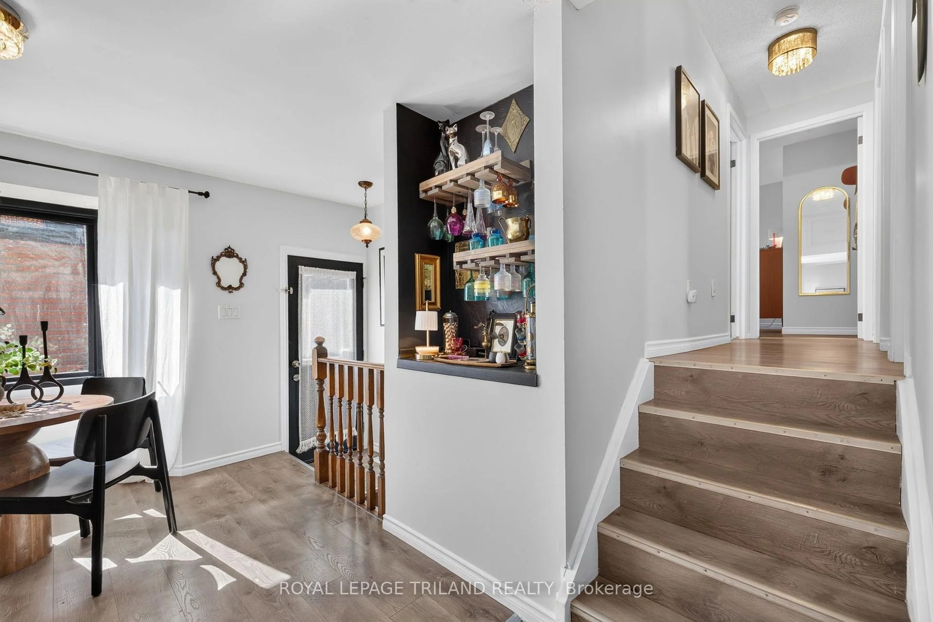 Photo 12 of 38 Caprice Crescent, London, East I — HOMEH