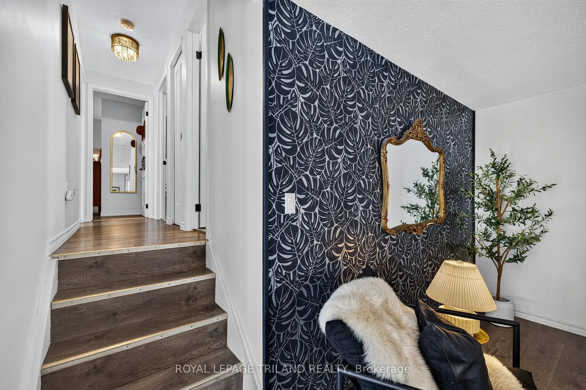 Photo 23 of 38 Caprice Crescent, London, East I — HOMEH