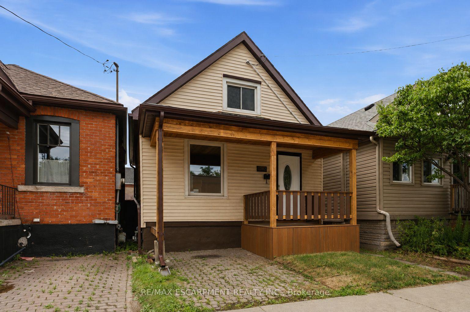 Photo 2 of 1062 Cannon Street E, Hamilton, Hill Park — HOMEH
